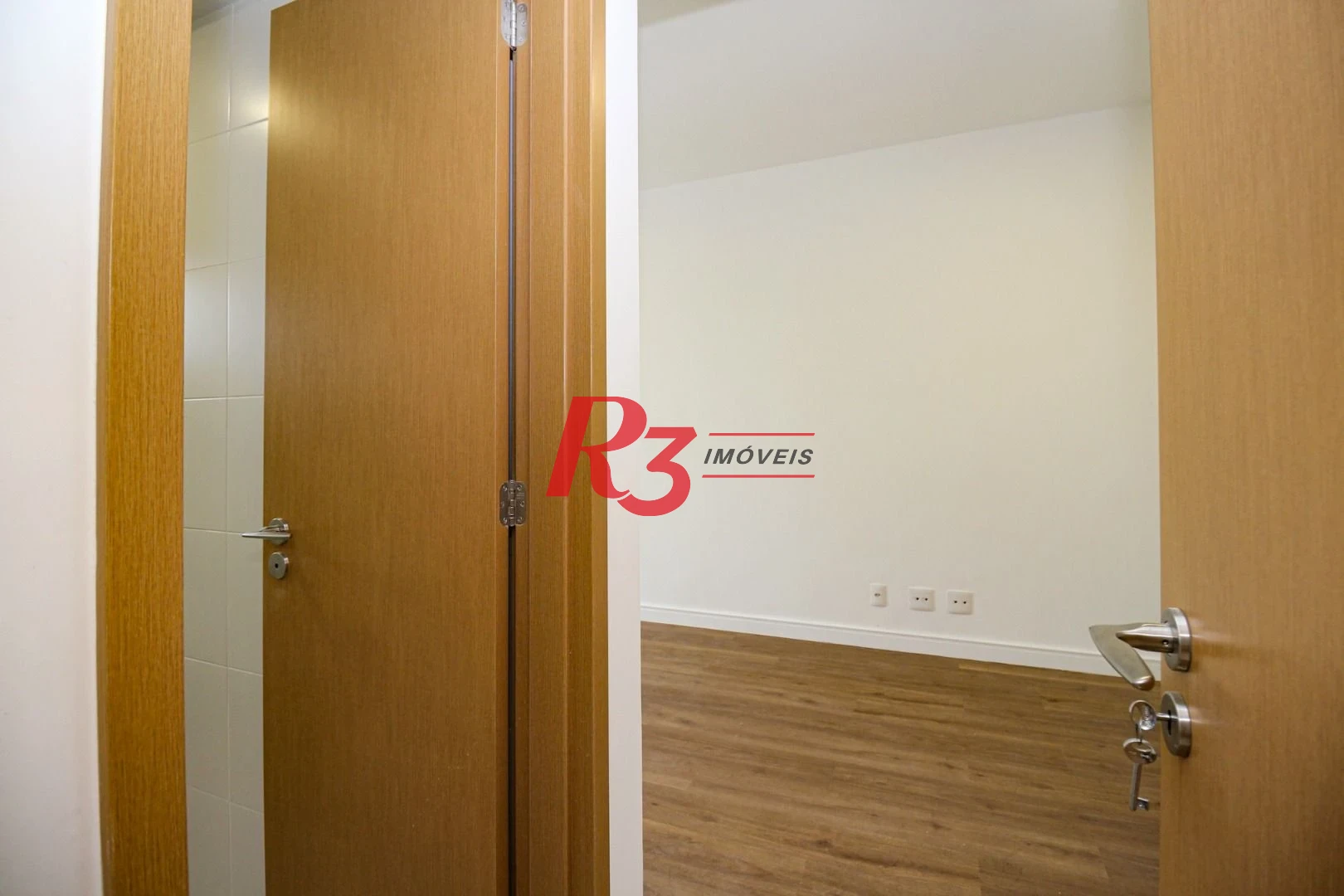 Apartamento para alugar, 101 m² por R$ 9.000,02/mês - Gonzaga - Santos/SP