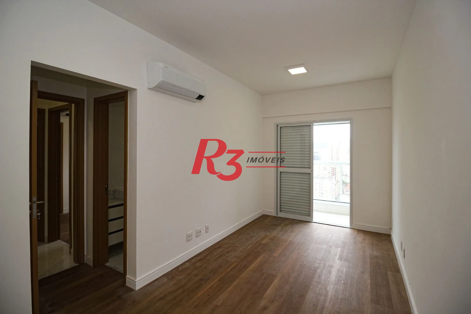 Apartamento para alugar, 101 m² por R$ 9.000,02/mês - Gonzaga - Santos/SP
