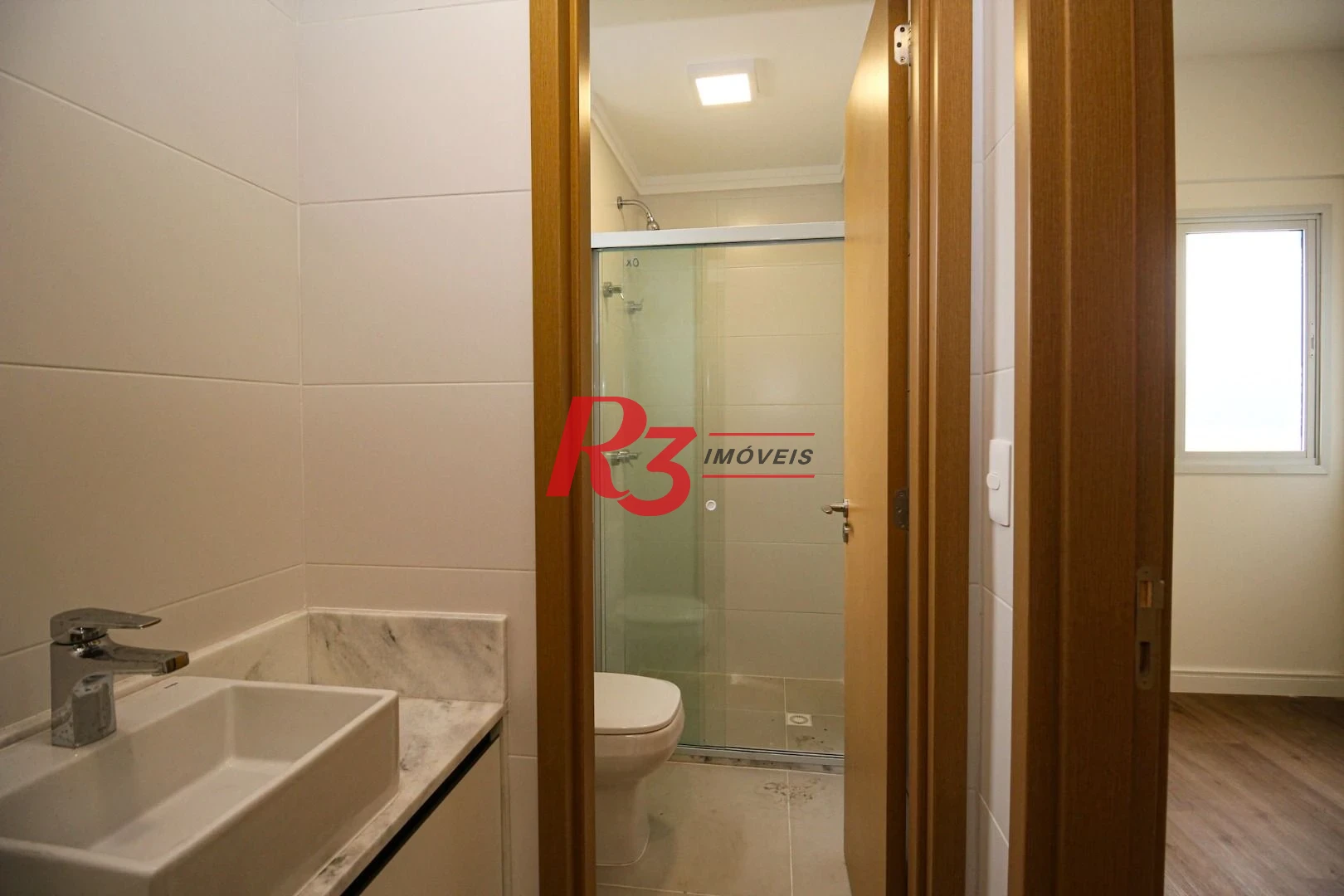 Apartamento para alugar, 101 m² por R$ 9.000,02/mês - Gonzaga - Santos/SP