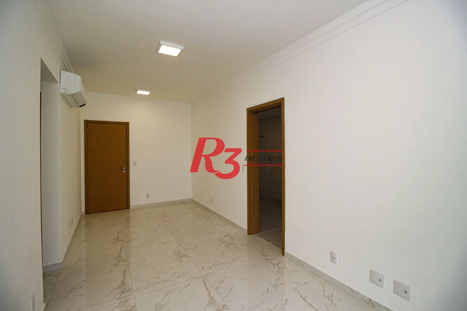 Apartamento para alugar, 101 m² por R$ 9.000,02/mês - Gonzaga - Santos/SP