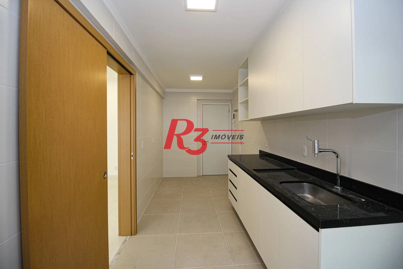 Apartamento para alugar, 101 m² por R$ 9.000,02/mês - Gonzaga - Santos/SP