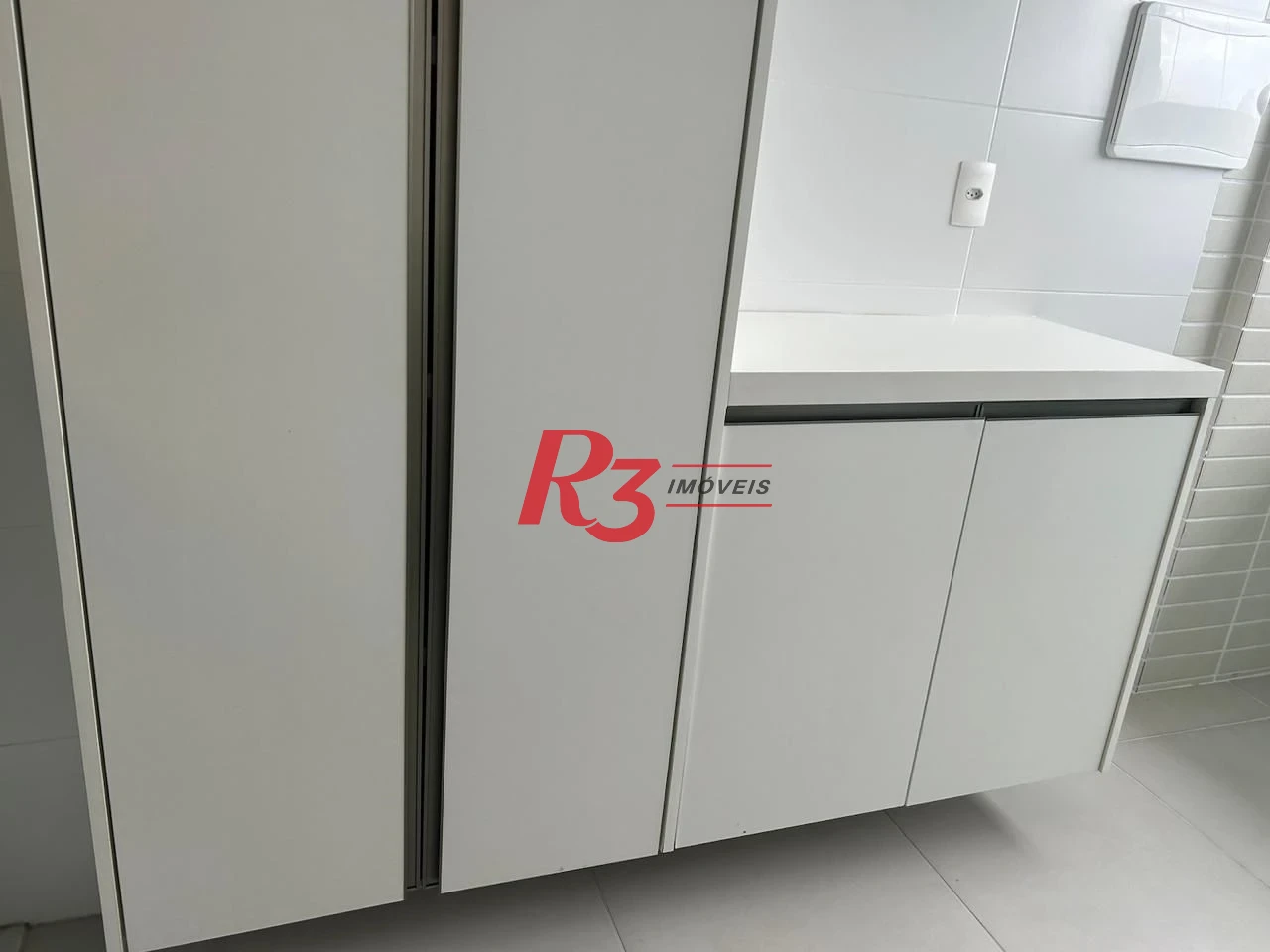 Apartamento com 3 dormitórios para alugar, 101 m² por R$ 9.142,65/mês - Gonzaga - Santos/SP