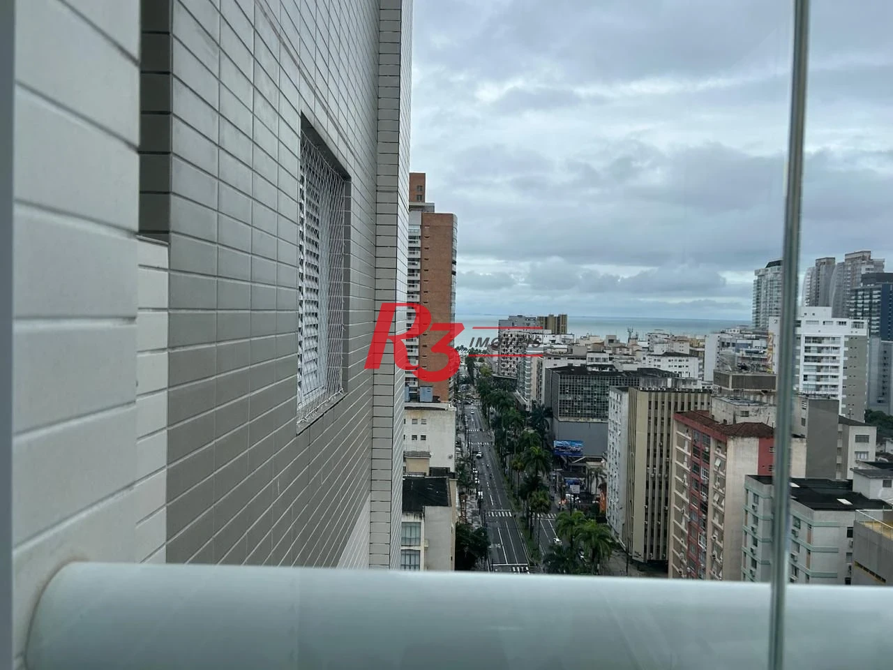 Apartamento com 3 dormitórios para alugar, 101 m² por R$ 9.142,65/mês - Gonzaga - Santos/SP