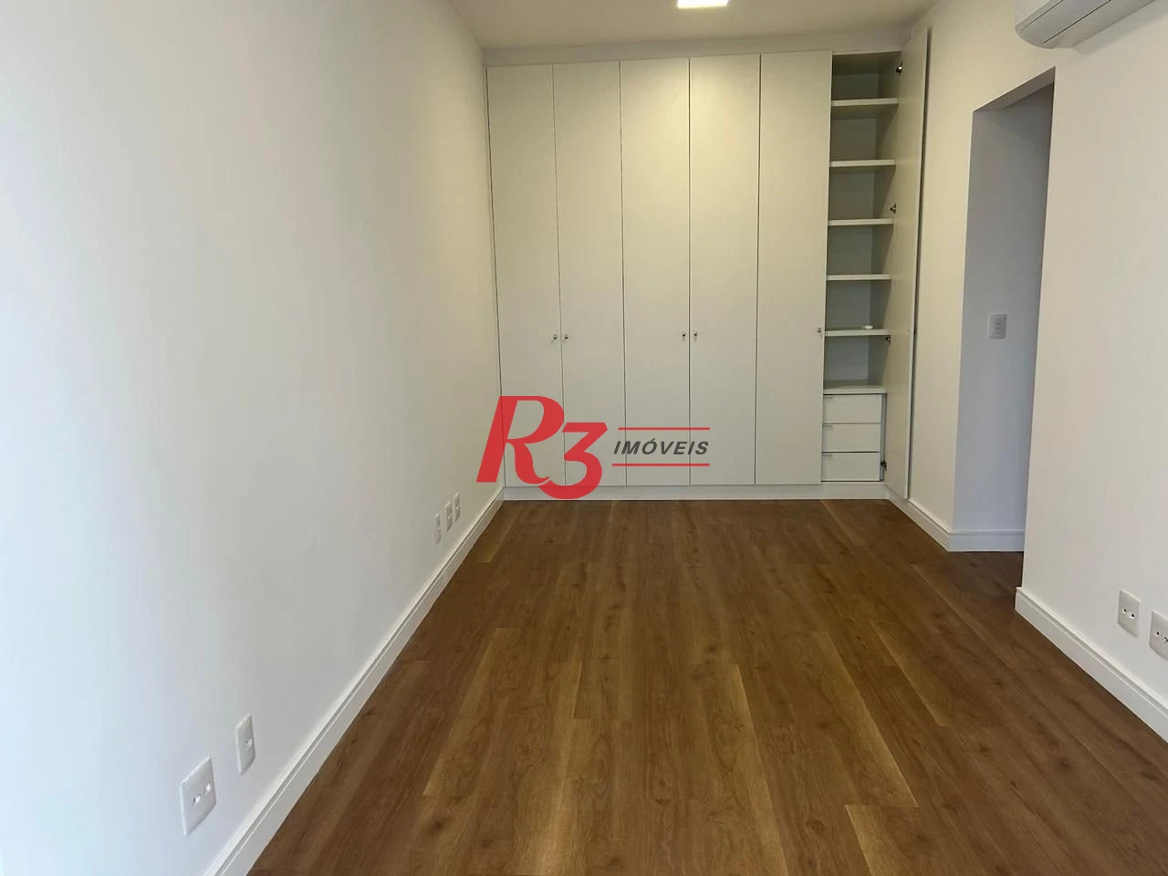 Apartamento com 3 dormitórios para alugar, 101 m² por R$ 9.142,65/mês - Gonzaga - Santos/SP
