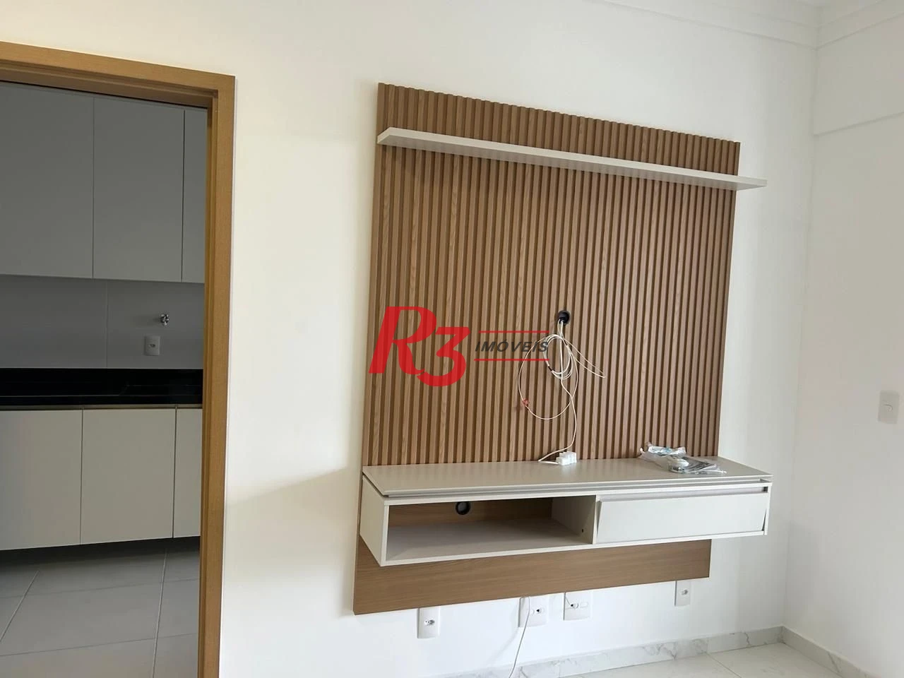 Apartamento com 3 dormitórios para alugar, 101 m² por R$ 9.142,65/mês - Gonzaga - Santos/SP