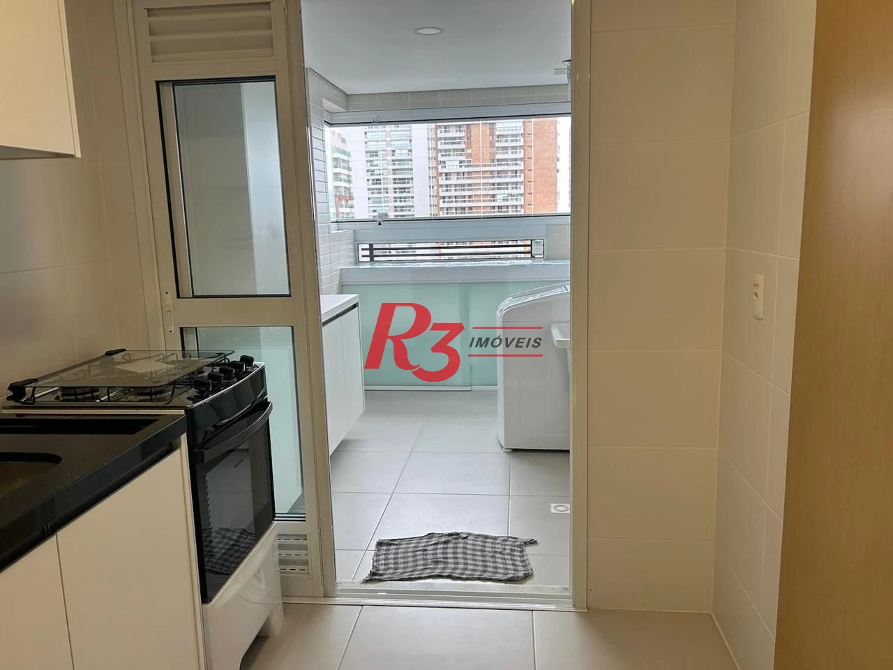 Apartamento com 3 dormitórios para alugar, 101 m² por R$ 9.142,65/mês - Gonzaga - Santos/SP