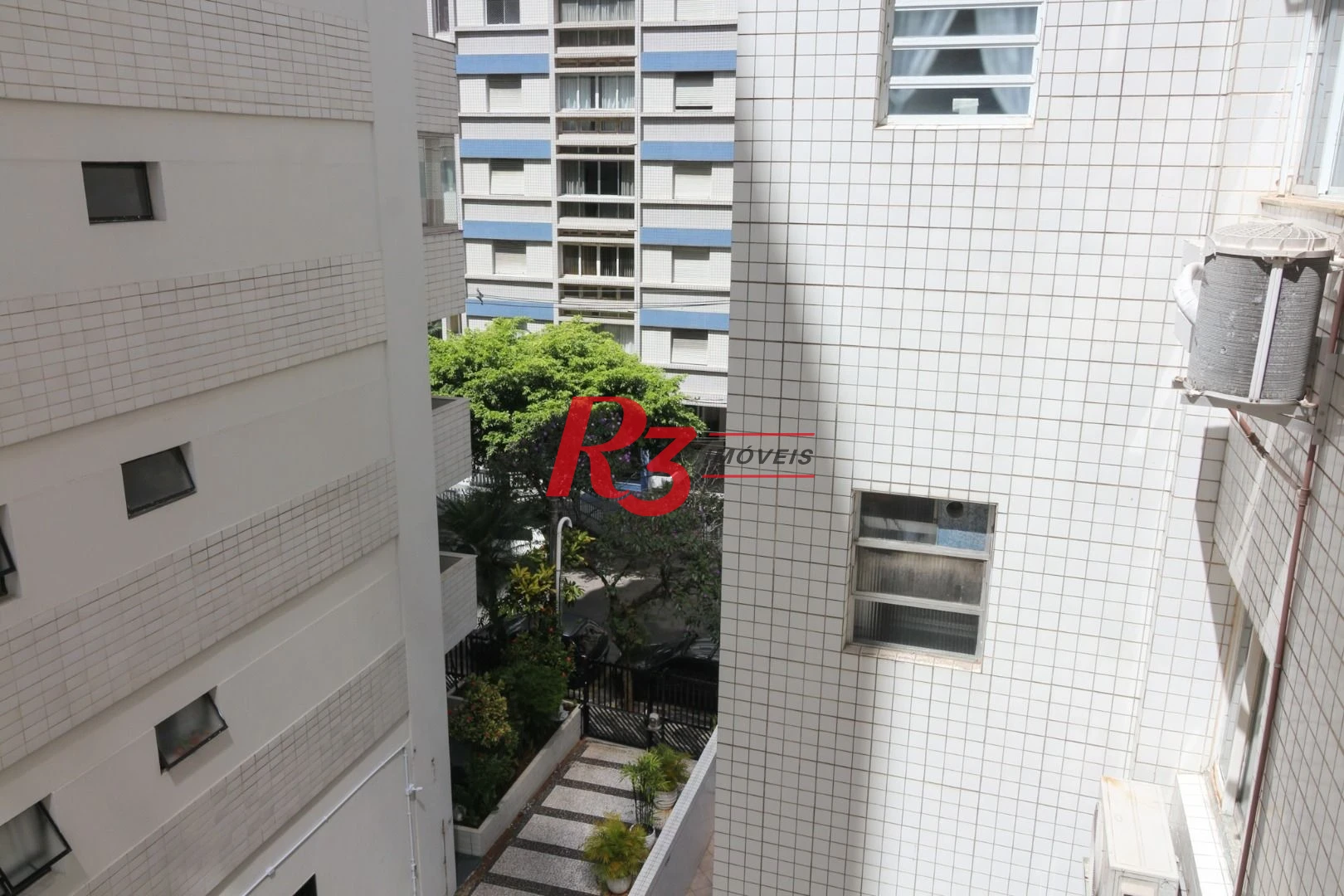 Apartamento com 1 dormitório à venda, 48 m² por R$ 350.000,00 - Boqueirão - Santos/SP