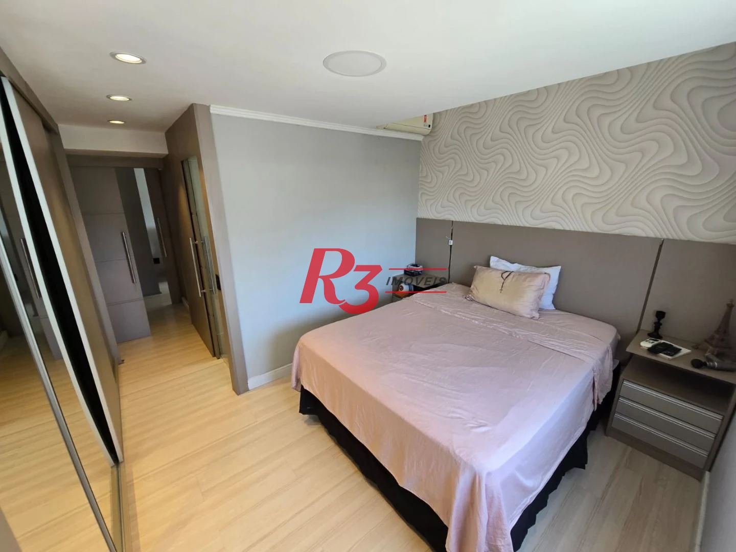 Apartamento com 3 dormitórios à venda, 101 m² por R$ 1.500.000,00 - José Menino - Santos/SP