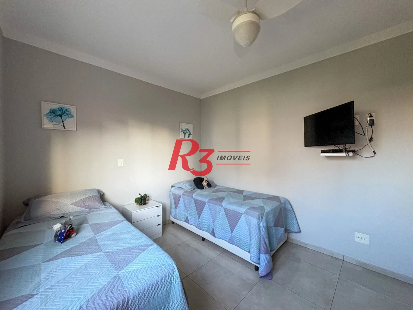 Apartamento com 2 dormitórios à venda, 70 m² por R$ 720.000,00 - Ponta da Praia - Santos/SP