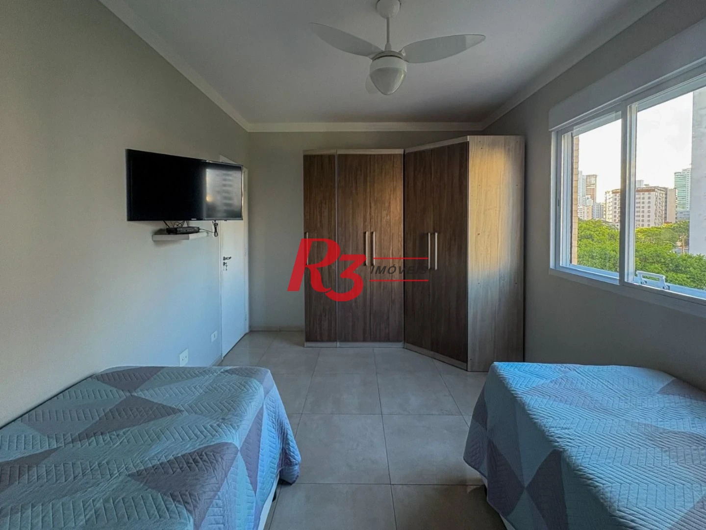 Apartamento com 2 dormitórios à venda, 70 m² por R$ 720.000,00 - Ponta da Praia - Santos/SP