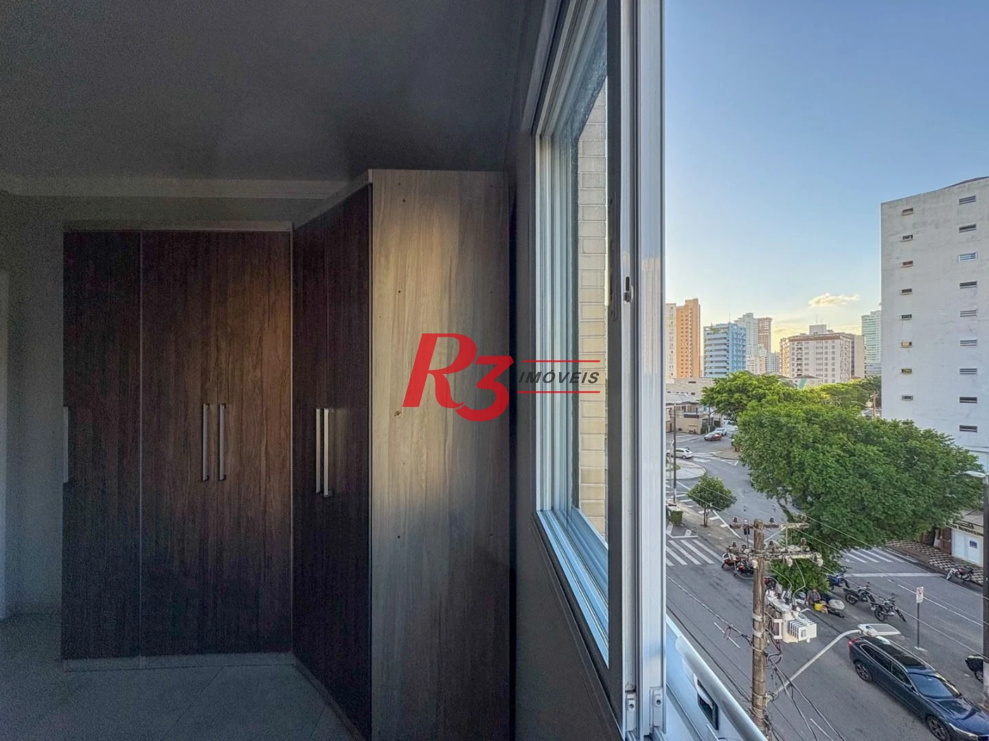 Apartamento com 2 dormitórios à venda, 70 m² por R$ 720.000,00 - Ponta da Praia - Santos/SP