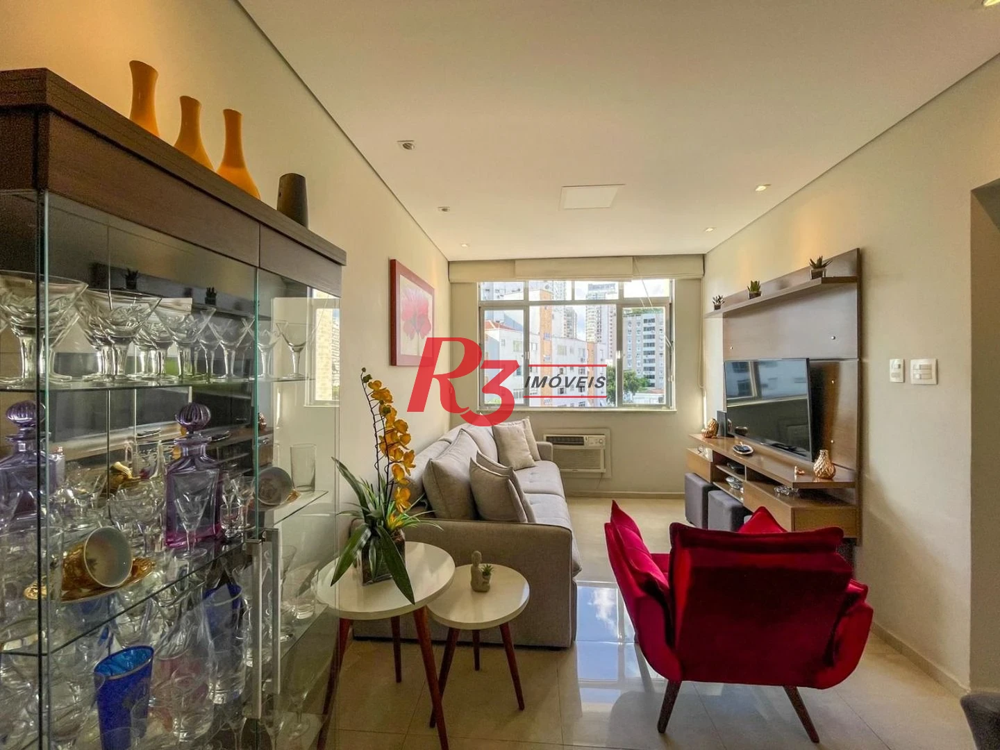Apartamento com 2 dormitórios à venda, 70 m² por R$ 720.000,00 - Ponta da Praia - Santos/SP