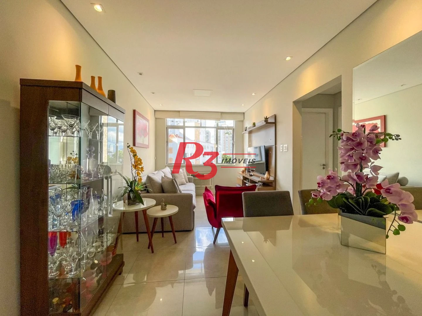 Apartamento com 2 dormitórios à venda, 70 m² por R$ 720.000,00 - Ponta da Praia - Santos/SP