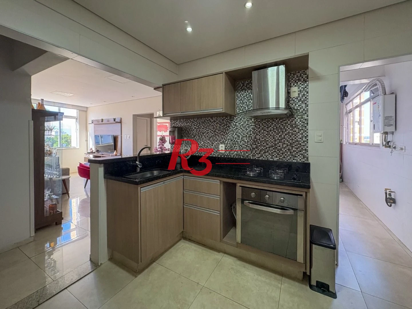 Apartamento com 2 dormitórios à venda, 70 m² por R$ 720.000,00 - Ponta da Praia - Santos/SP