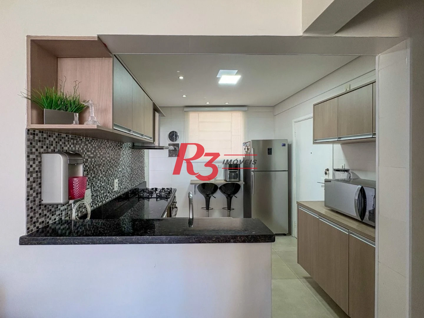 Apartamento com 2 dormitórios à venda, 70 m² por R$ 720.000,00 - Ponta da Praia - Santos/SP
