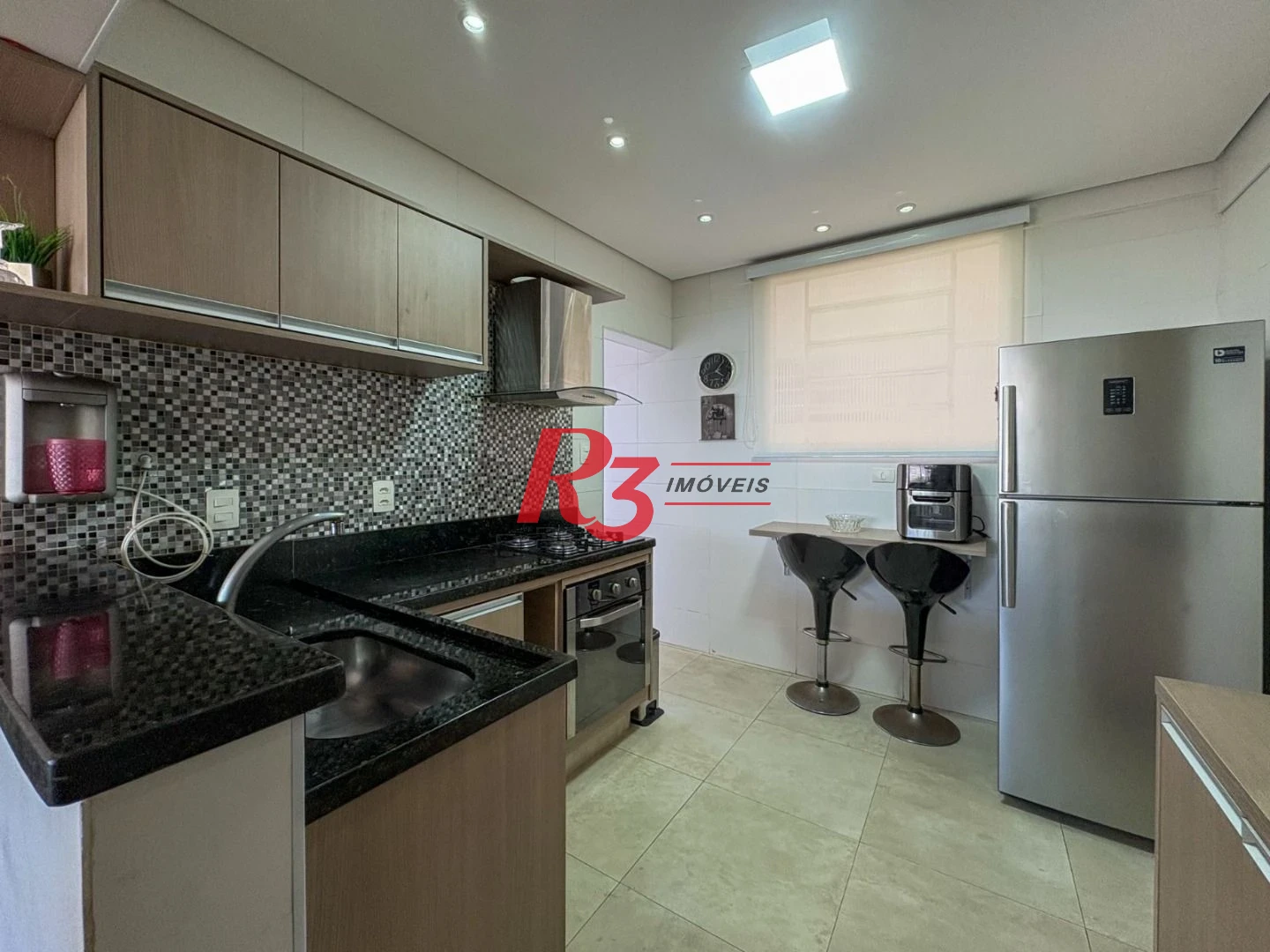 Apartamento com 2 dormitórios à venda, 70 m² por R$ 720.000,00 - Ponta da Praia - Santos/SP
