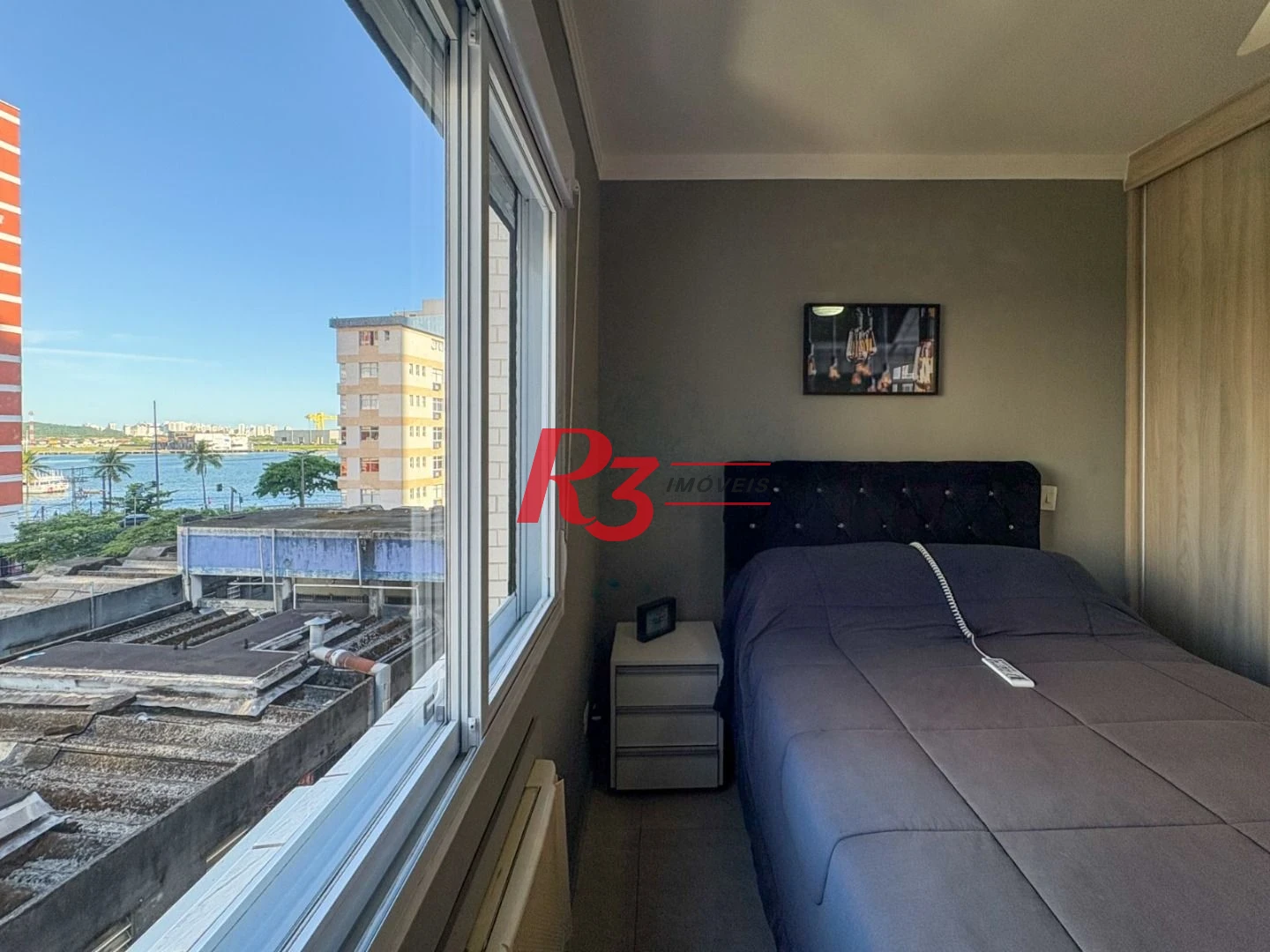 Apartamento com 2 dormitórios à venda, 70 m² por R$ 720.000,00 - Ponta da Praia - Santos/SP