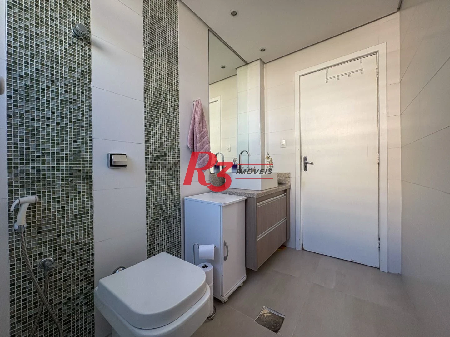 Apartamento com 2 dormitórios à venda, 70 m² por R$ 720.000,00 - Ponta da Praia - Santos/SP