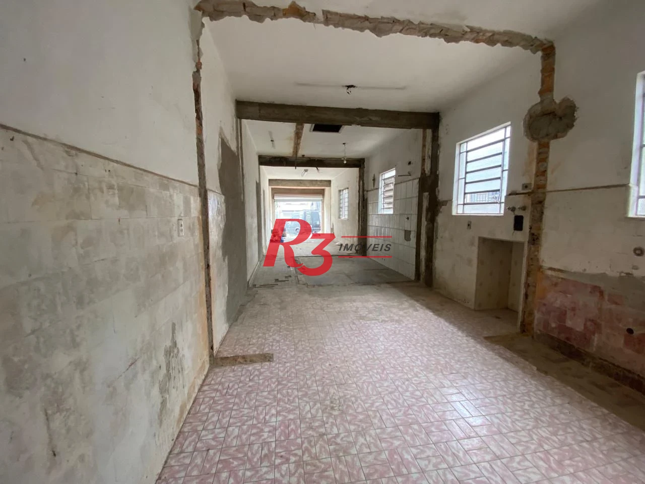 Loja para alugar com 90m² no Bairro Estuário Santos