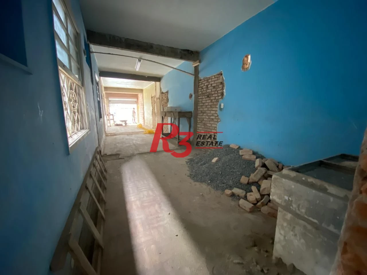 Loja para alugar com 80m² no bairro Estuário Santos