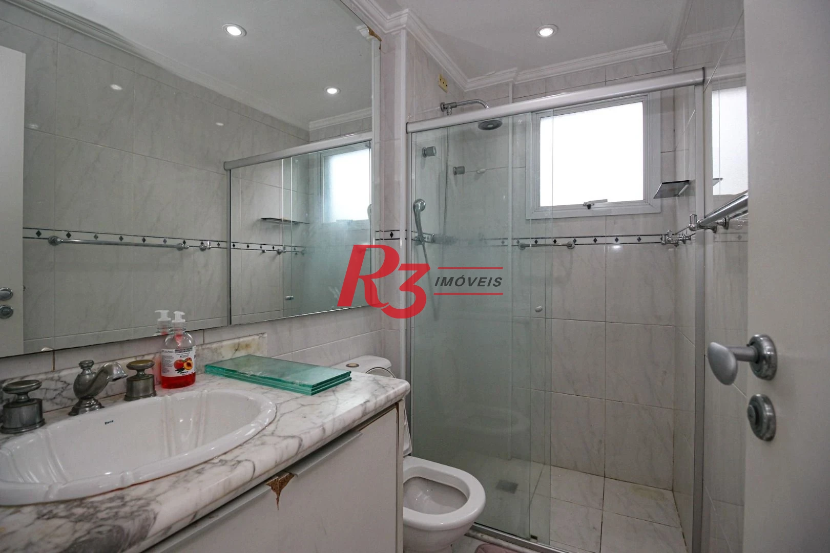 Apartamento com 3 dormitórios para alugar, 96 m² por R$ 6.500,00/mês - Gonzaga - Santos/SP