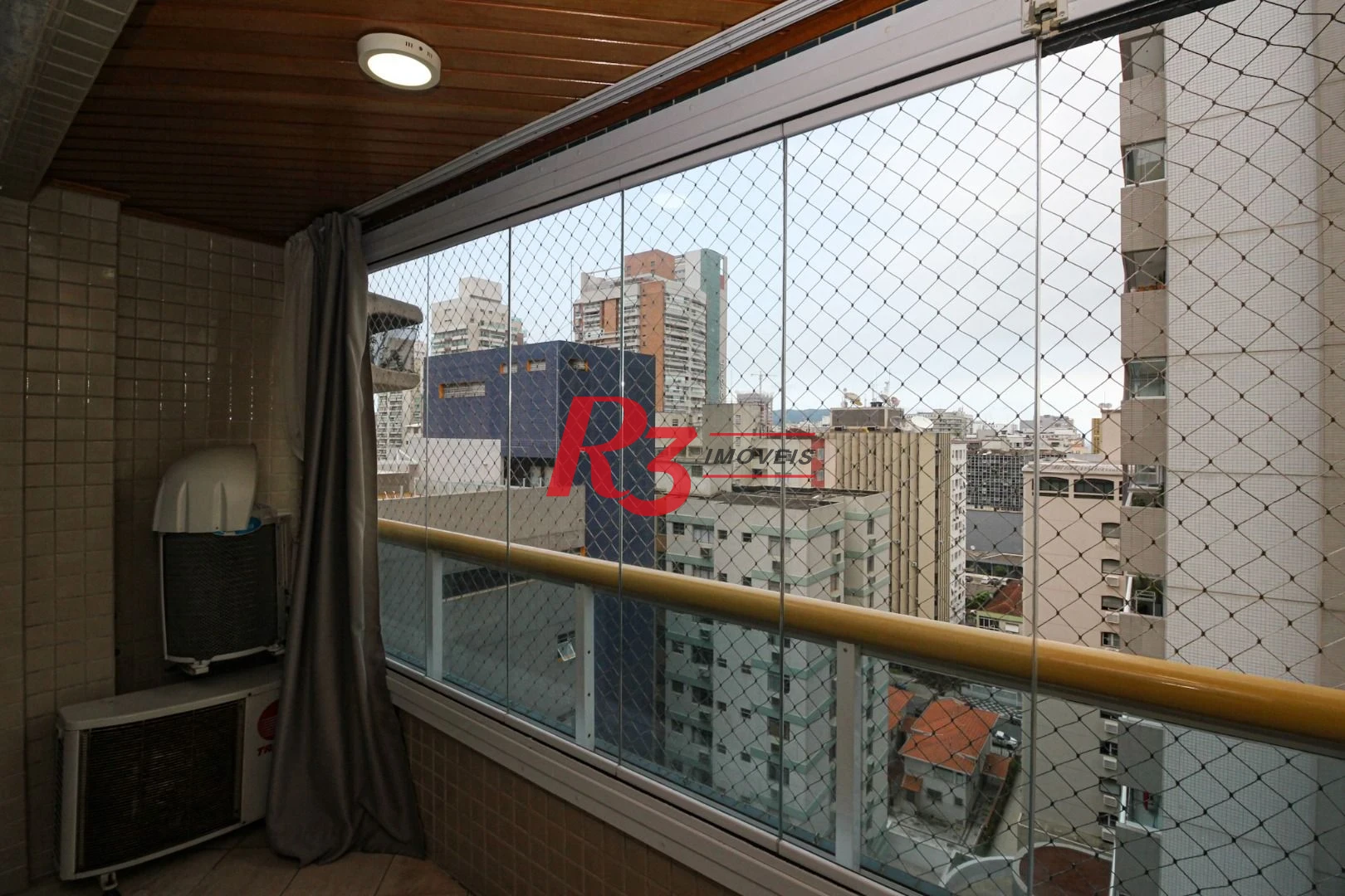 Apartamento com 3 dormitórios para alugar, 96 m² por R$ 6.500,00/mês - Gonzaga - Santos/SP