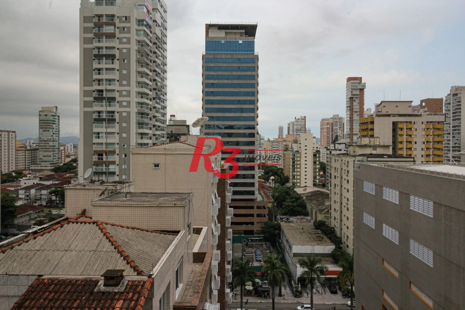 Apartamento com 3 dormitórios para alugar, 96 m² por R$ 6.500,00/mês - Gonzaga - Santos/SP