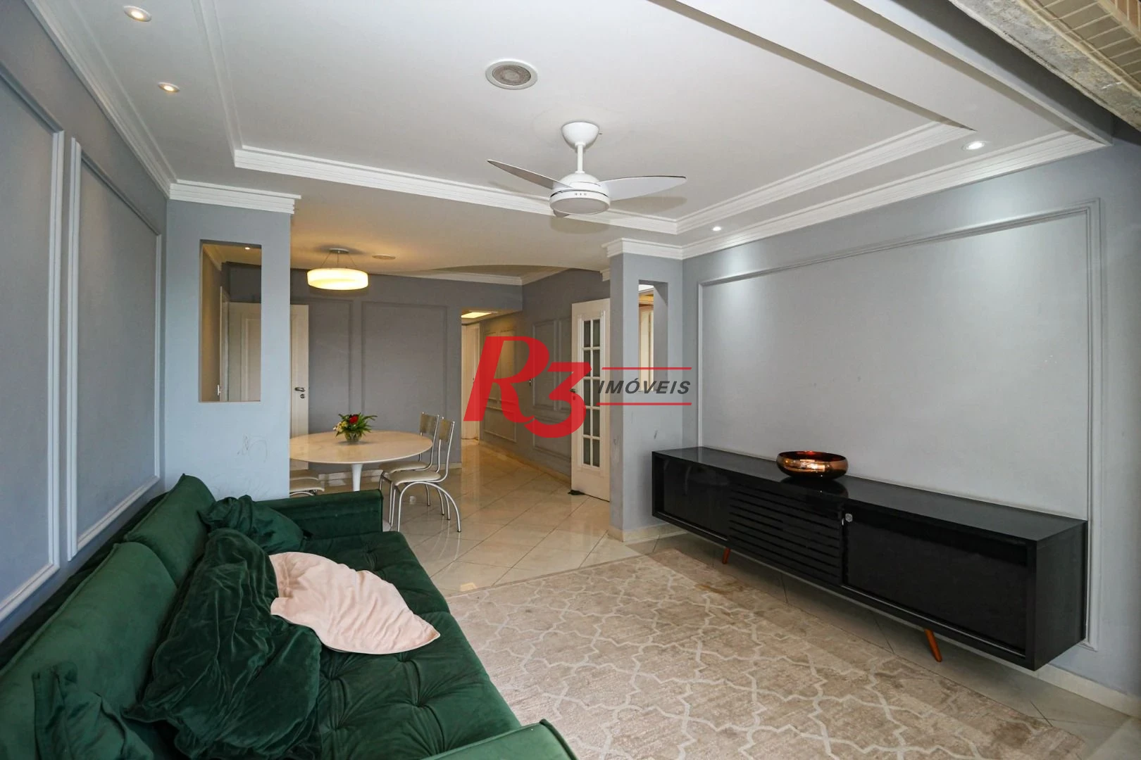 Apartamento com 3 dormitórios para alugar, 96 m² por R$ 6.500,00/mês - Gonzaga - Santos/SP
