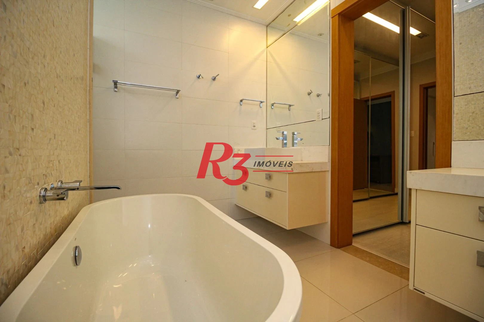 Apartamento com 4 suítes à venda, 277 m² por R$ 4.300.000 - Embaré - Santos/SP