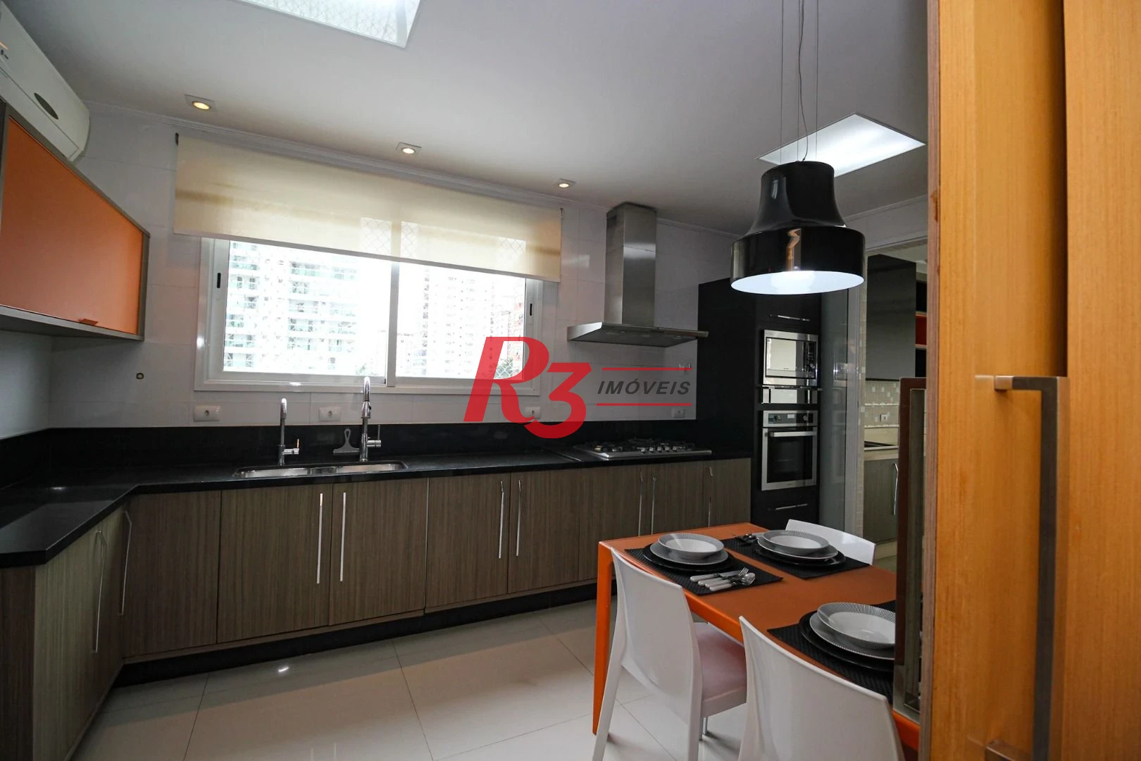 Apartamento com 4 suítes à venda, 277 m² por R$ 4.300.000 - Embaré - Santos/SP