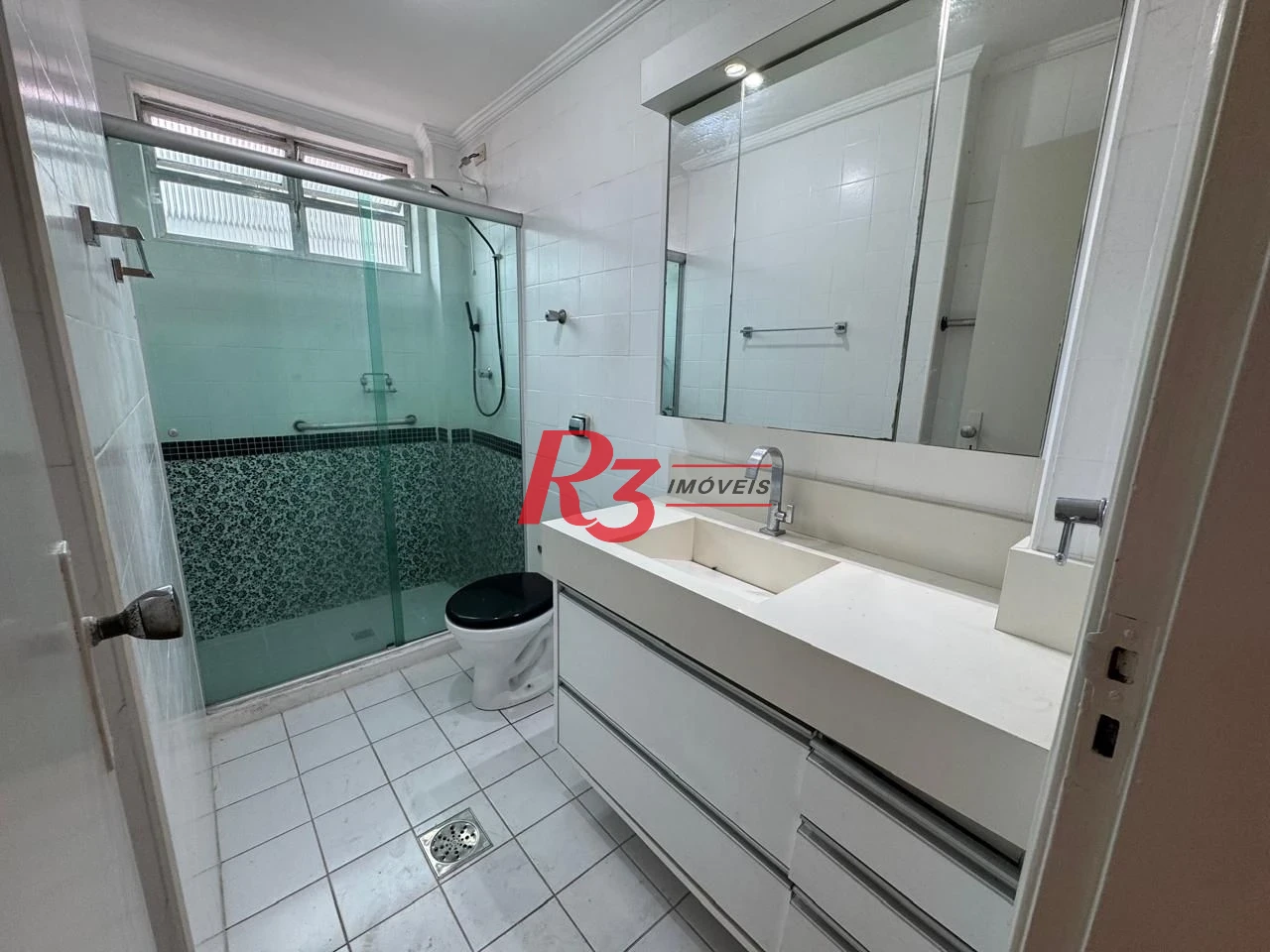 Apartamento com 2 dormitórios à venda, 148 m² por R$ 749.000,00 - José Menino - Santos/SP