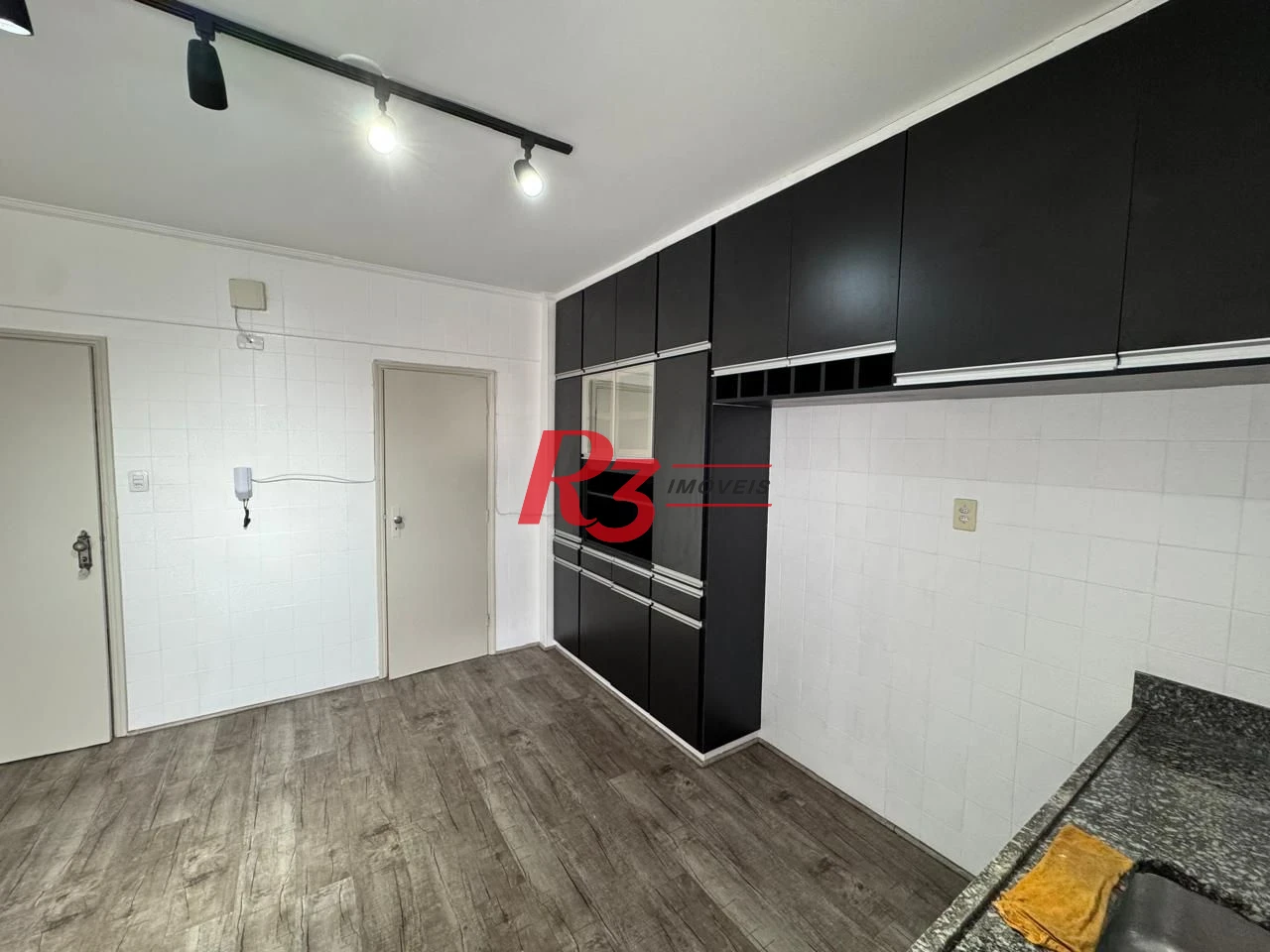 Apartamento com 2 dormitórios à venda, 148 m² por R$ 749.000,00 - José Menino - Santos/SP