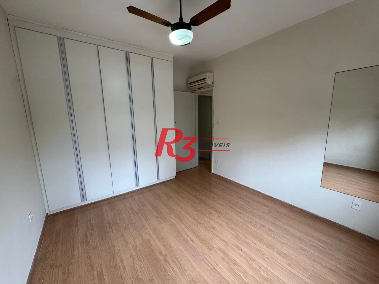 Apartamento com 2 dormitórios à venda, 148 m² por R$ 749.000,00 - José Menino - Santos/SP