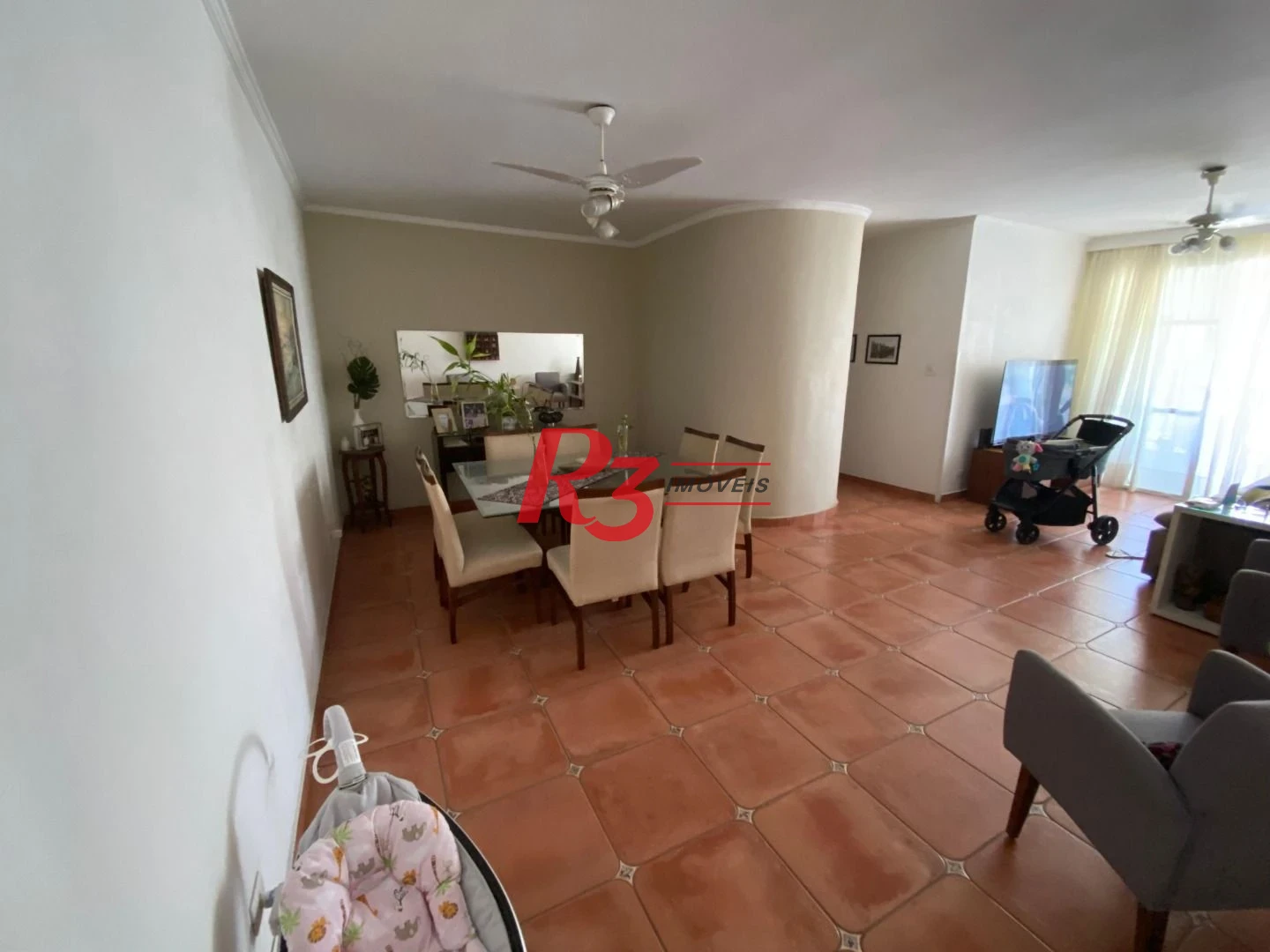 Apartamento á venda 3 dormitórios 1 suíte  1 vg garagem José Menino Santos