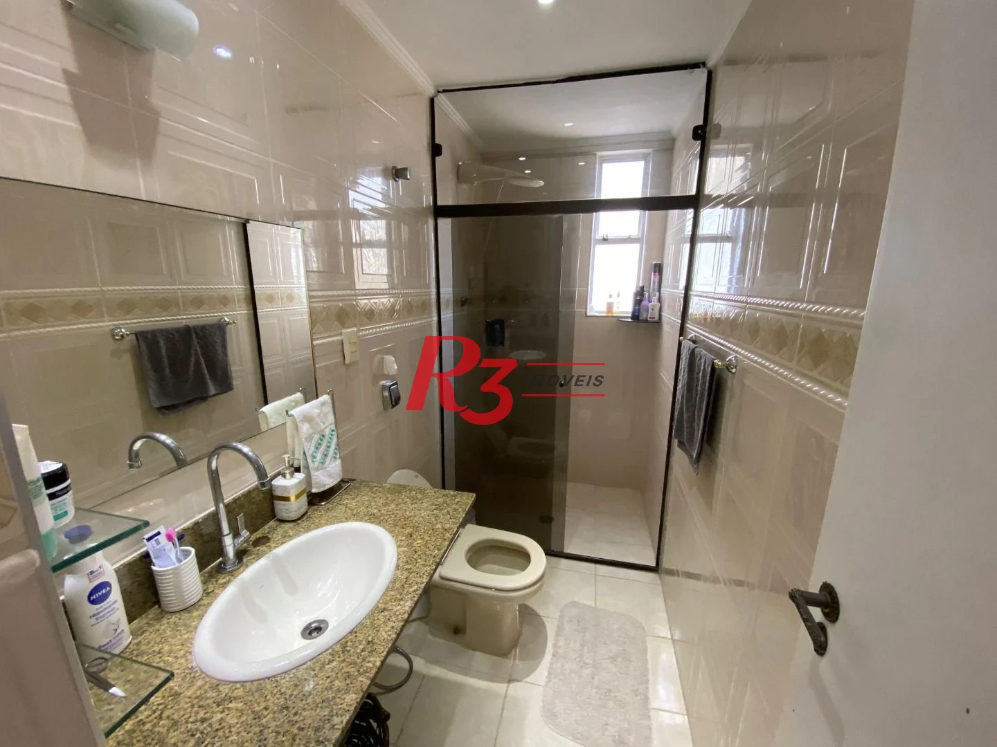 Apartamento á venda 3 dormitórios 1 suíte  1 vg garagem José Menino Santos