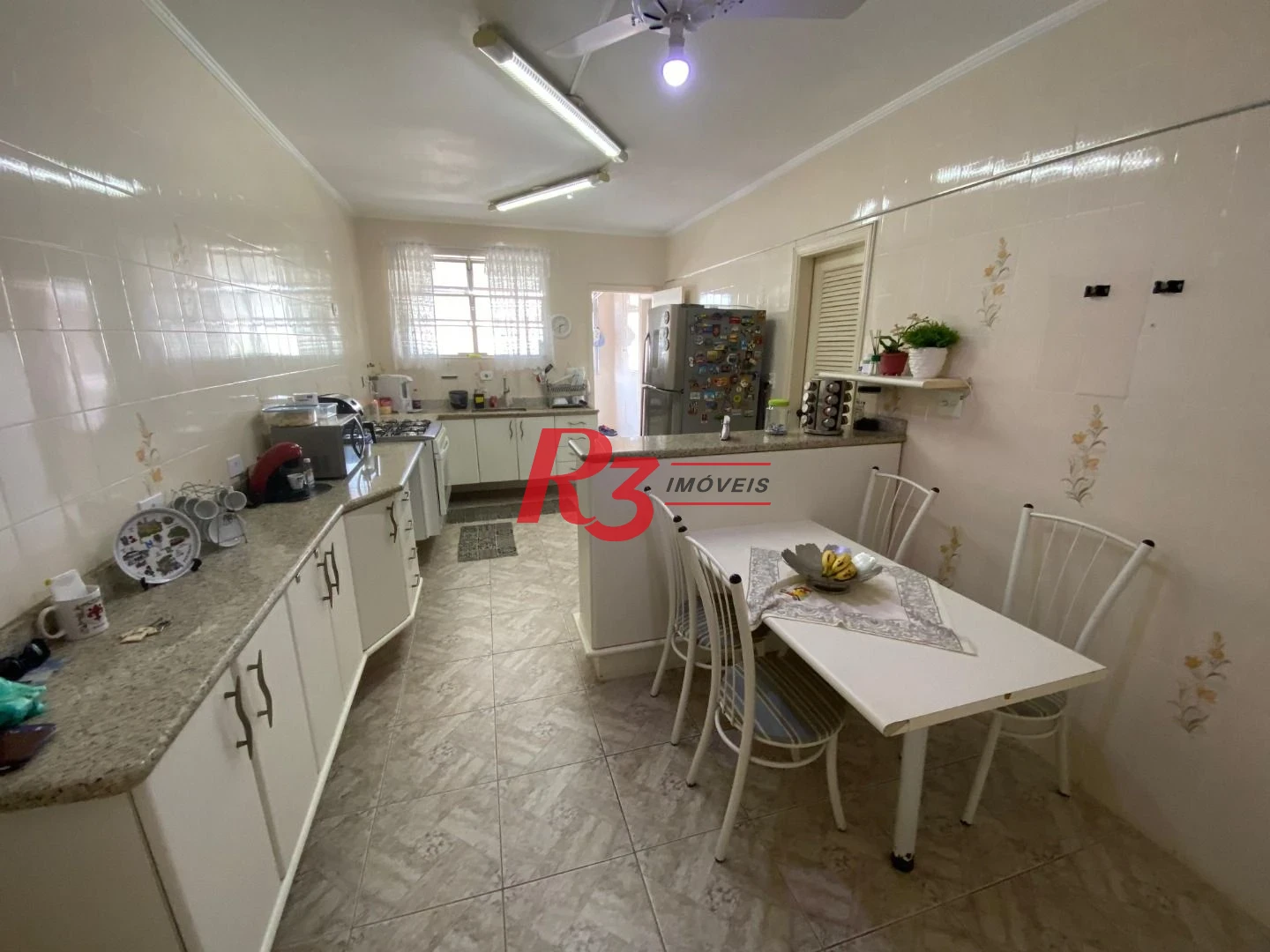 Apartamento á venda 3 dormitórios 1 suíte  1 vg garagem José Menino Santos