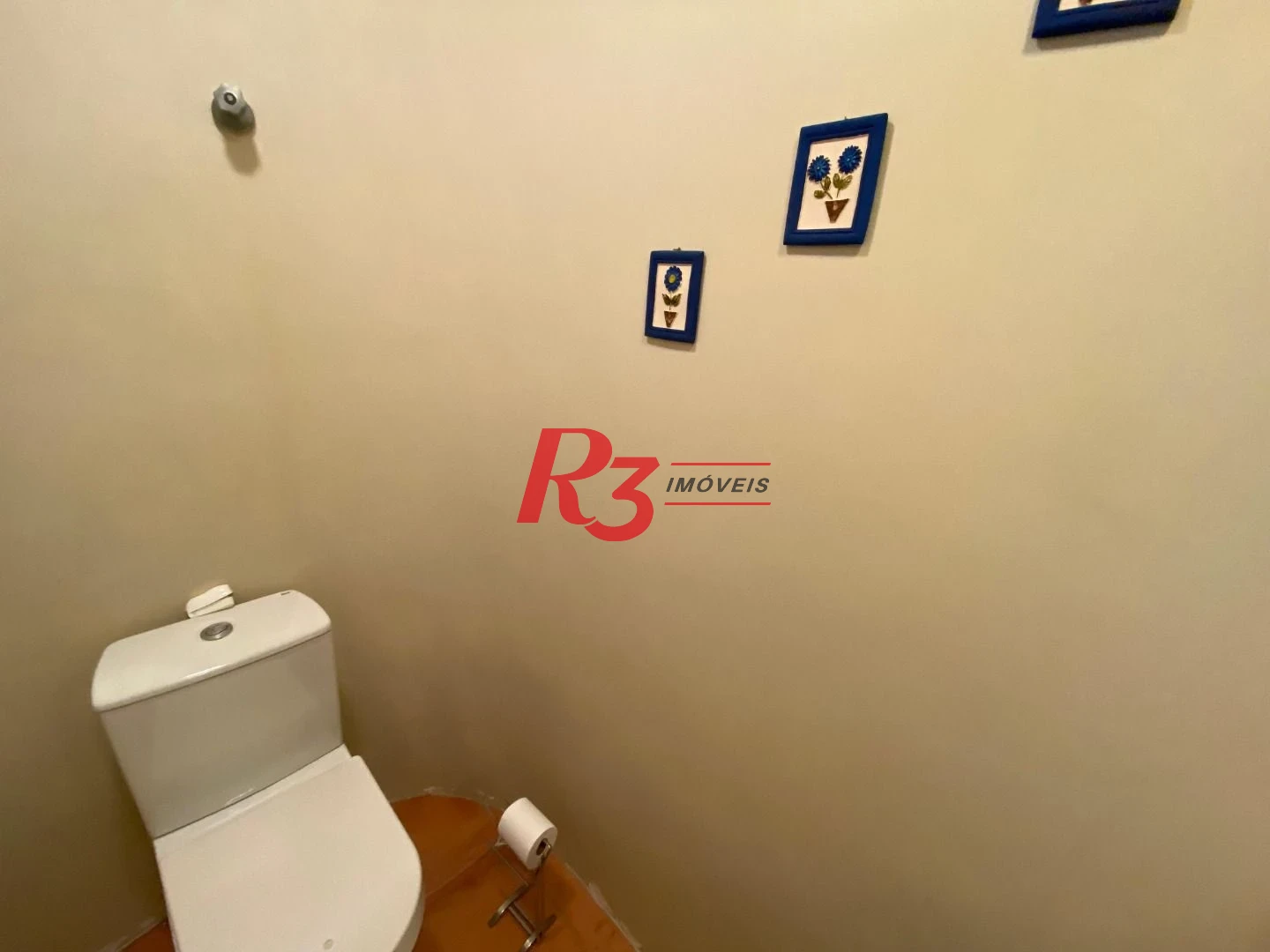Apartamento á venda 3 dormitórios 1 suíte  1 vg garagem José Menino Santos