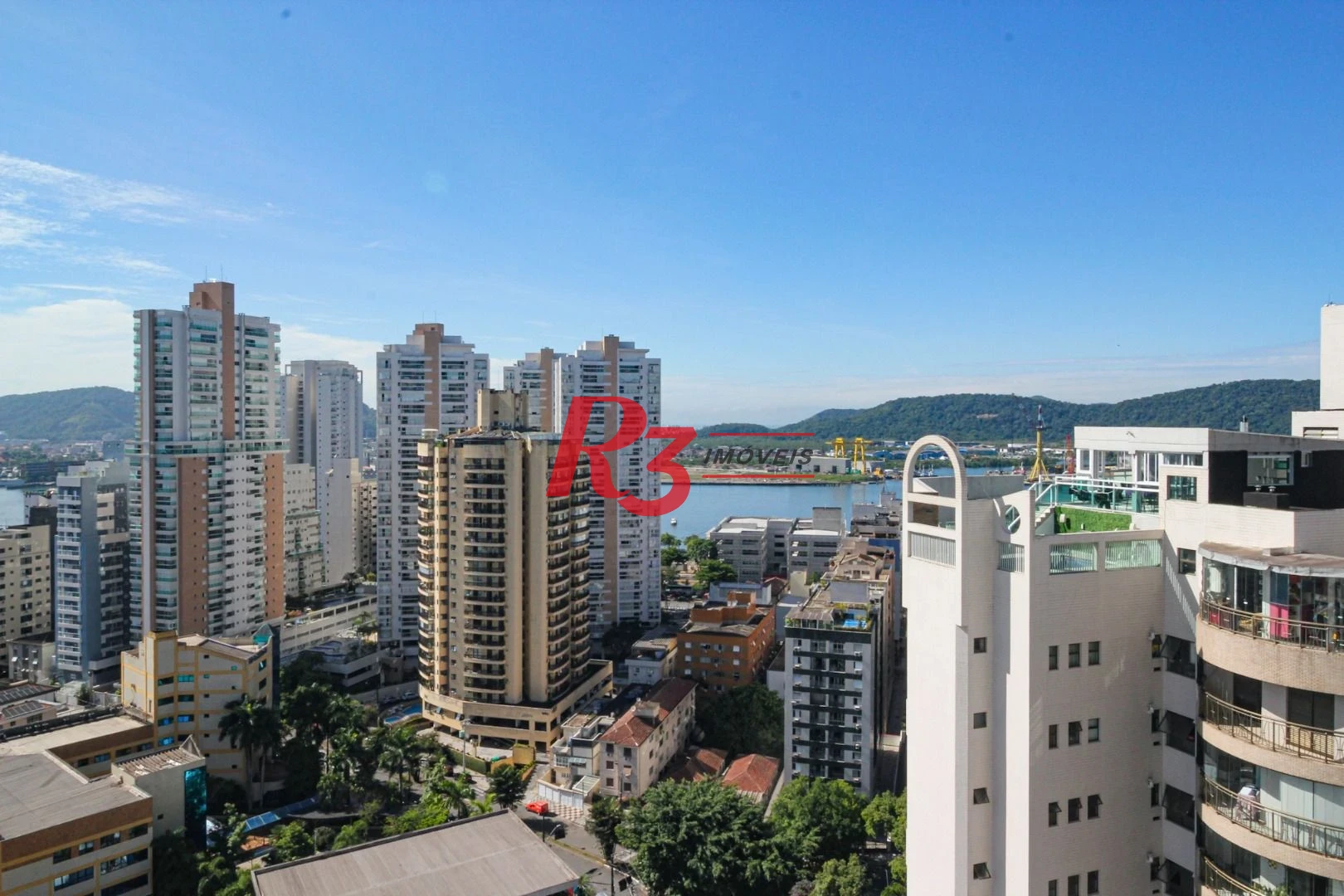 Apartamento com 1 dormitório para alugar, 50 m² por R$ 4.500,00/mês - Ponta da Praia - Santos/SP
