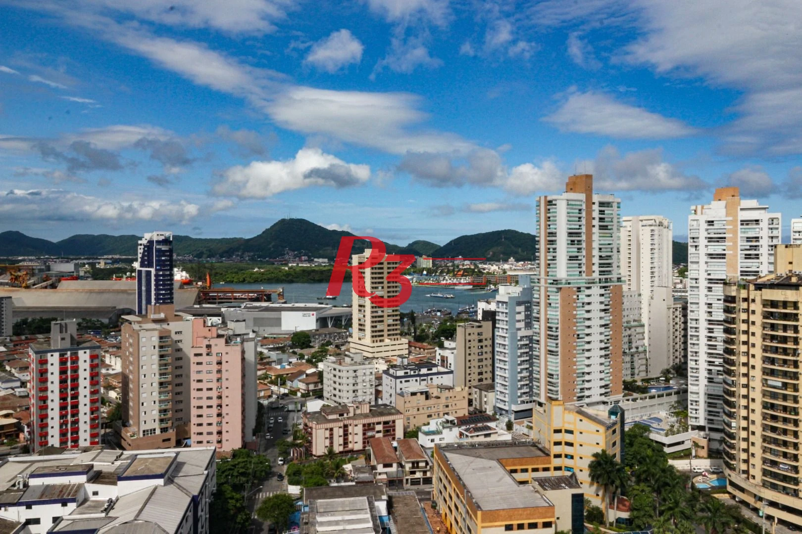 Apartamento com 2 dormitórios à venda, 77 m² por R$ 1.240.000,00 - Ponta da Praia - Santos/SP