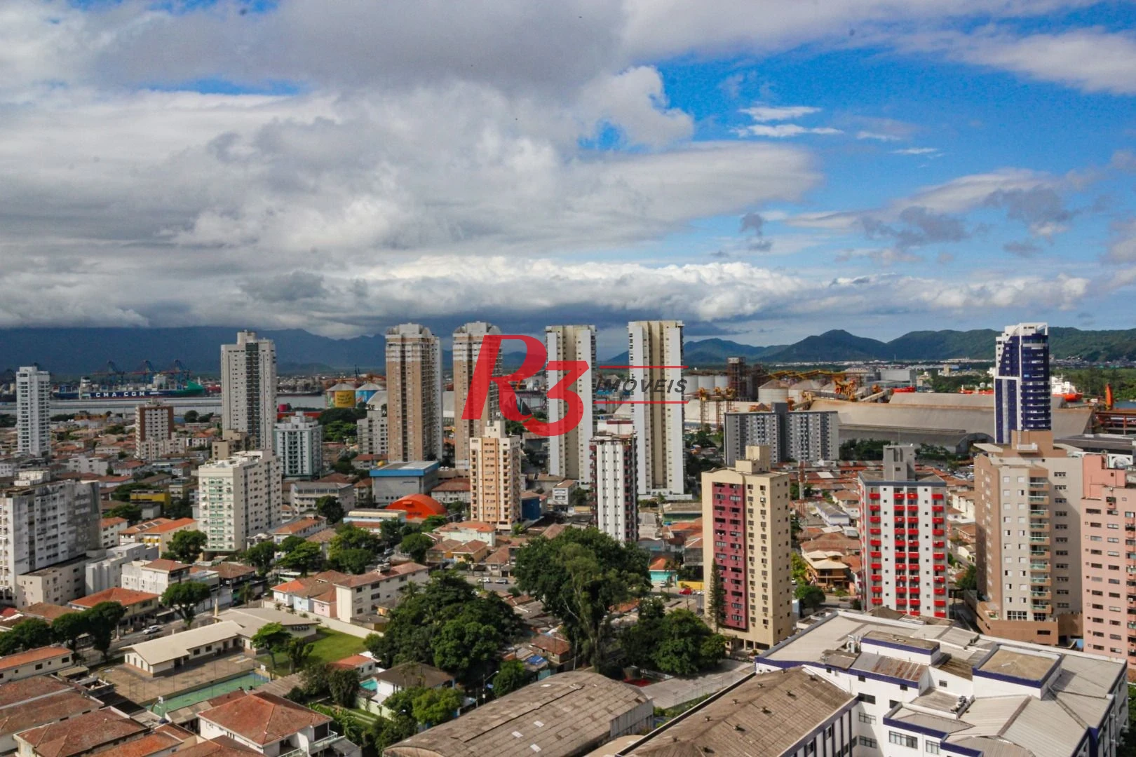 Apartamento com 2 dormitórios à venda, 77 m² por R$ 1.240.000,00 - Ponta da Praia - Santos/SP
