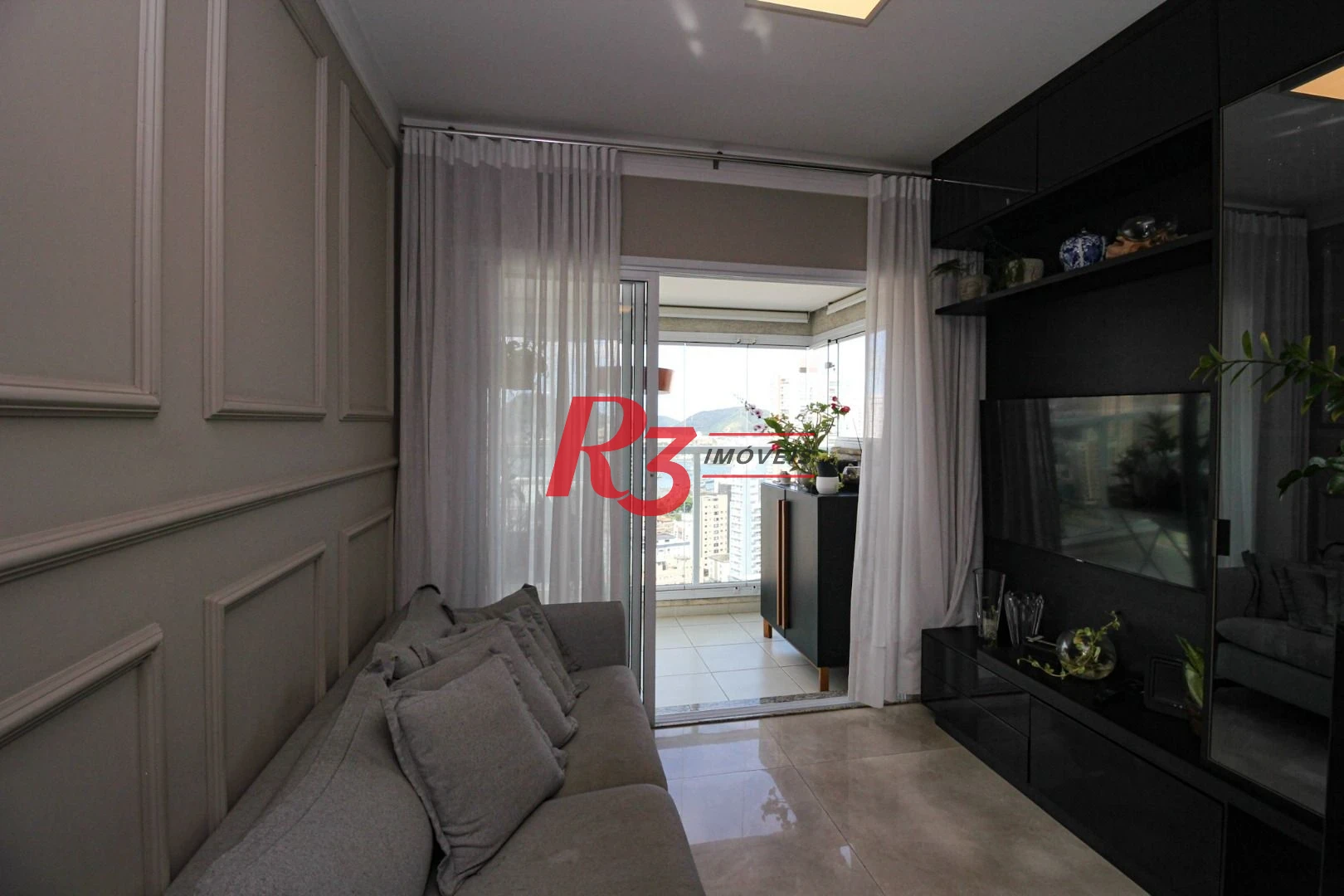 Apartamento com 2 dormitórios à venda, 77 m² por R$ 1.240.000,00 - Ponta da Praia - Santos/SP