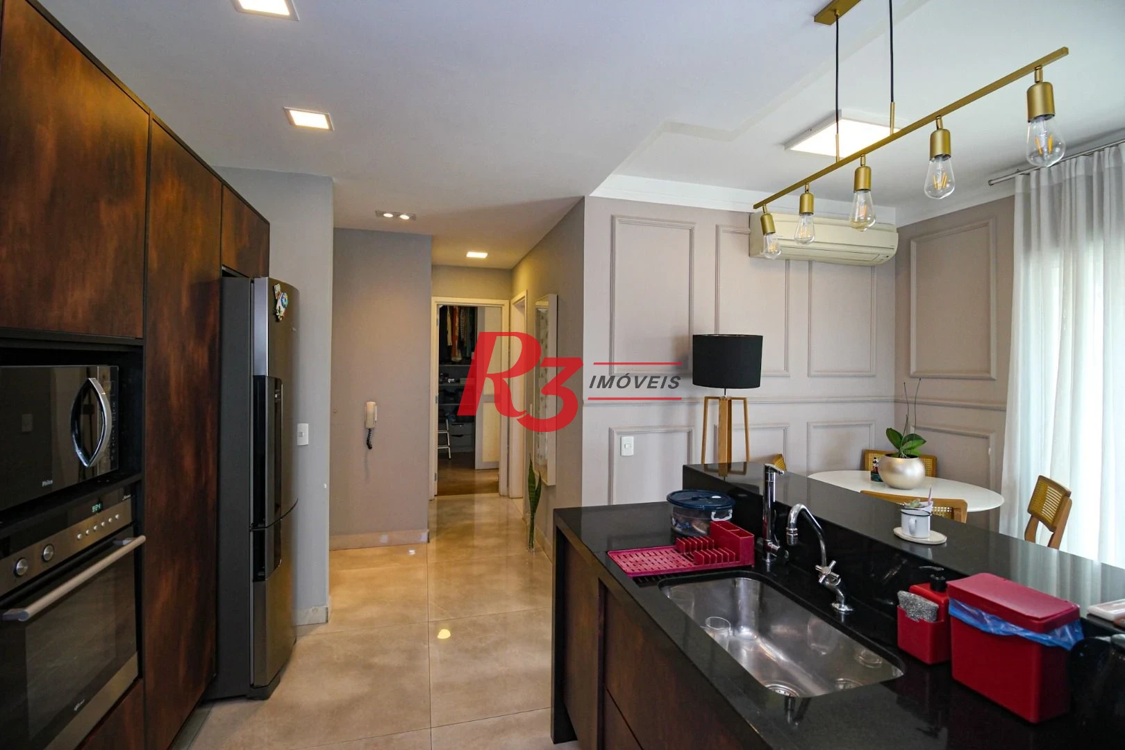 Apartamento com 2 dormitórios à venda, 77 m² por R$ 1.240.000,00 - Ponta da Praia - Santos/SP