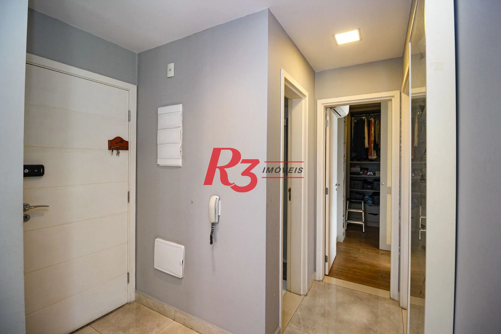 Apartamento com 2 dormitórios à venda, 77 m² por R$ 1.240.000,00 - Ponta da Praia - Santos/SP