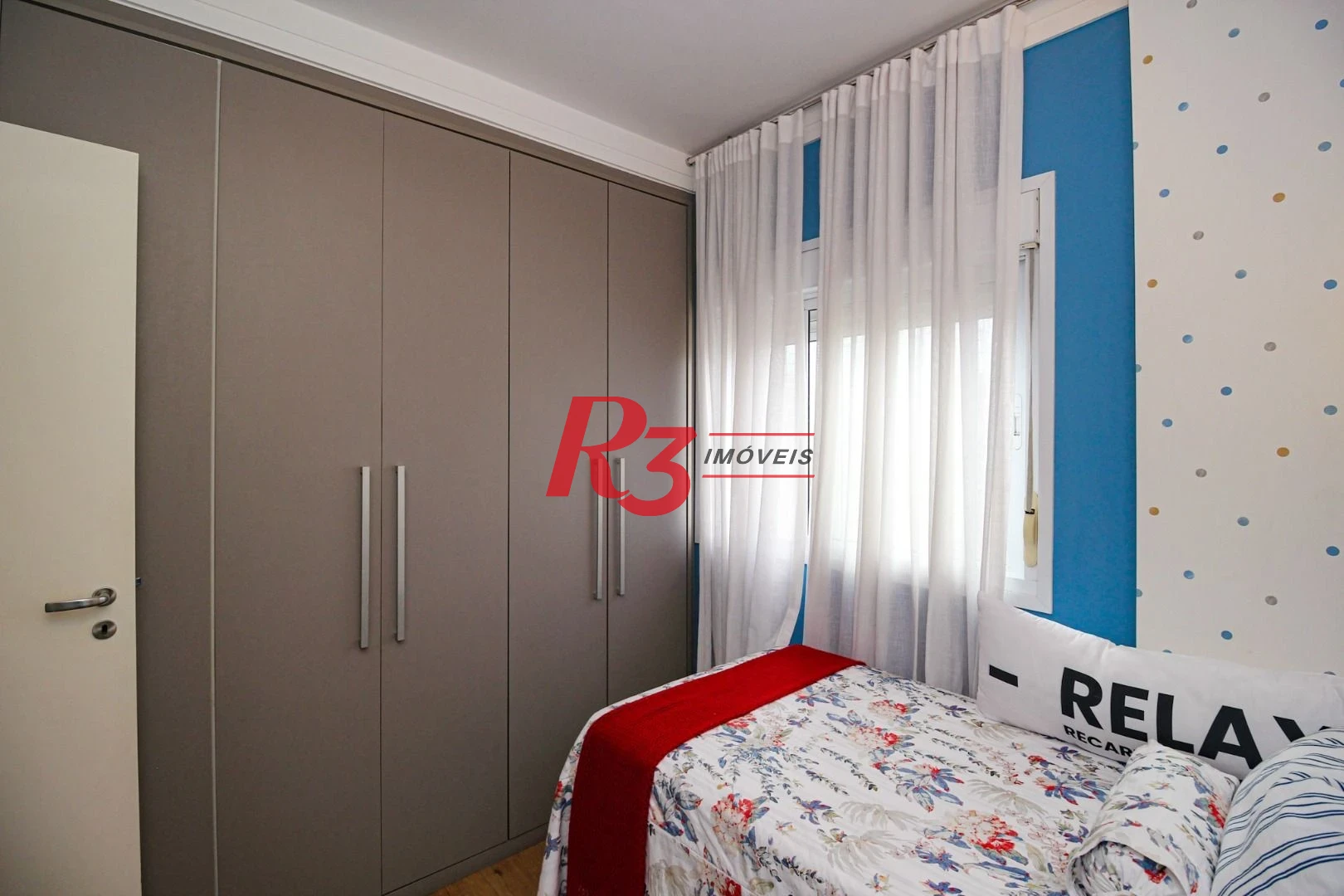 Apartamento com 2 dormitórios à venda, 77 m² por R$ 1.240.000,00 - Ponta da Praia - Santos/SP