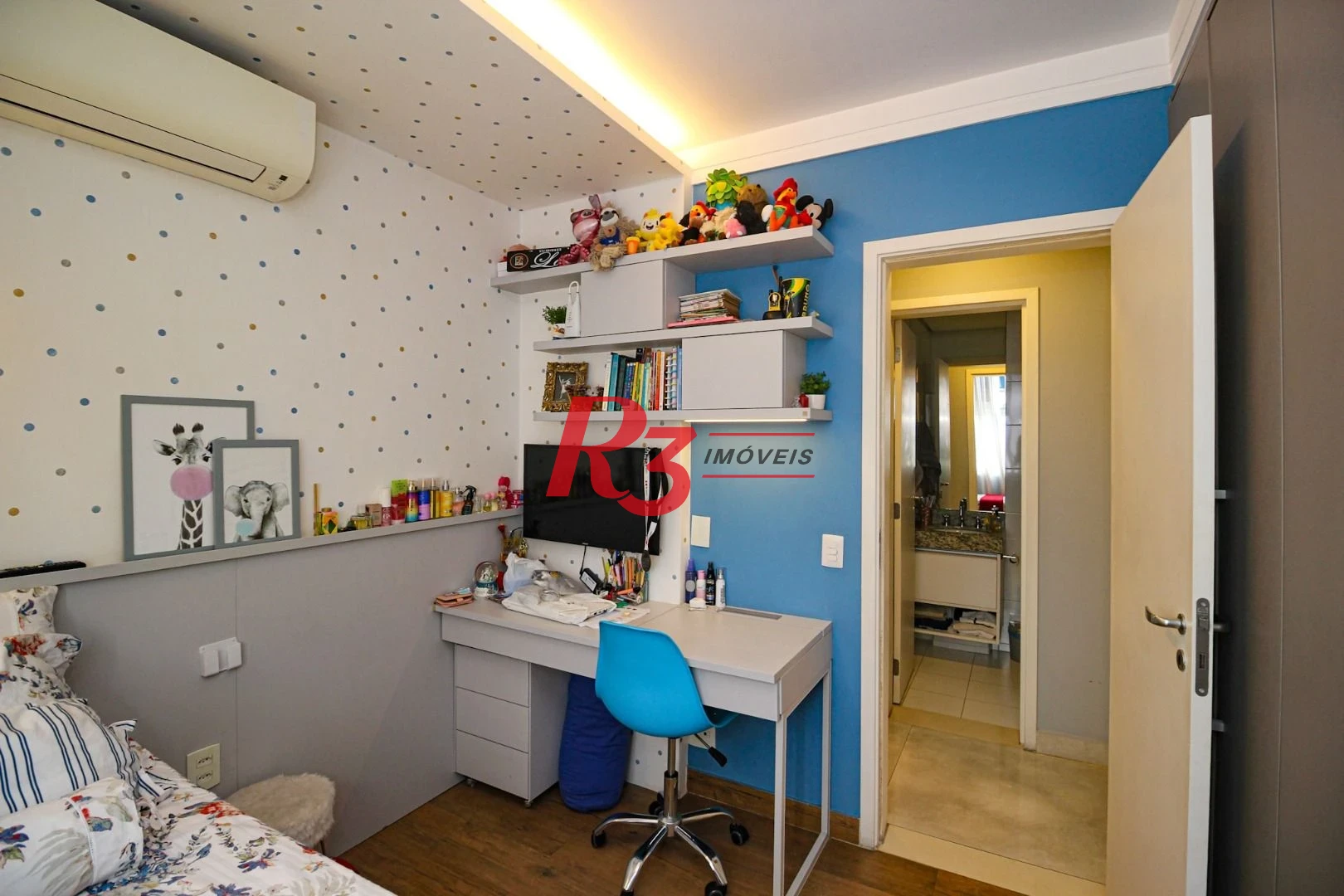 Apartamento com 2 dormitórios à venda, 77 m² por R$ 1.240.000,00 - Ponta da Praia - Santos/SP