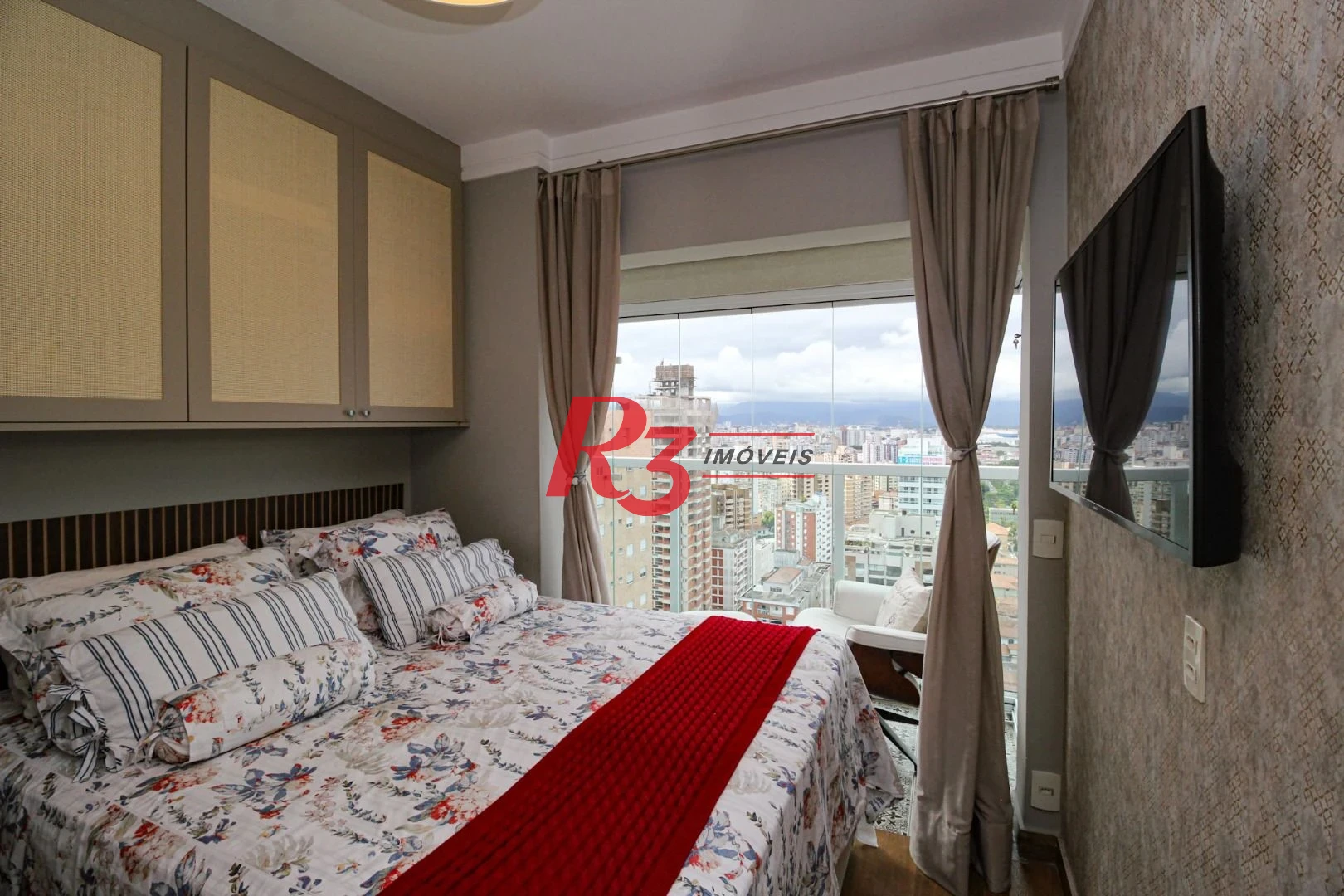 Apartamento com 2 dormitórios à venda, 77 m² por R$ 1.240.000,00 - Ponta da Praia - Santos/SP