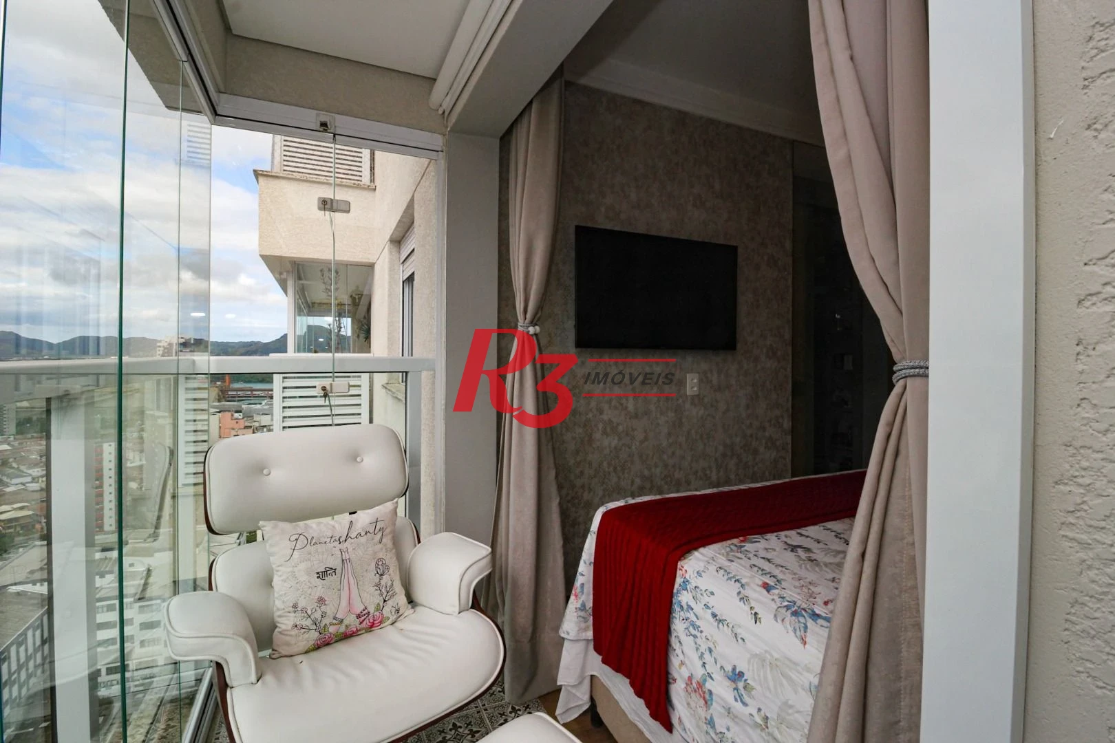 Apartamento com 2 dormitórios à venda, 77 m² por R$ 1.240.000,00 - Ponta da Praia - Santos/SP