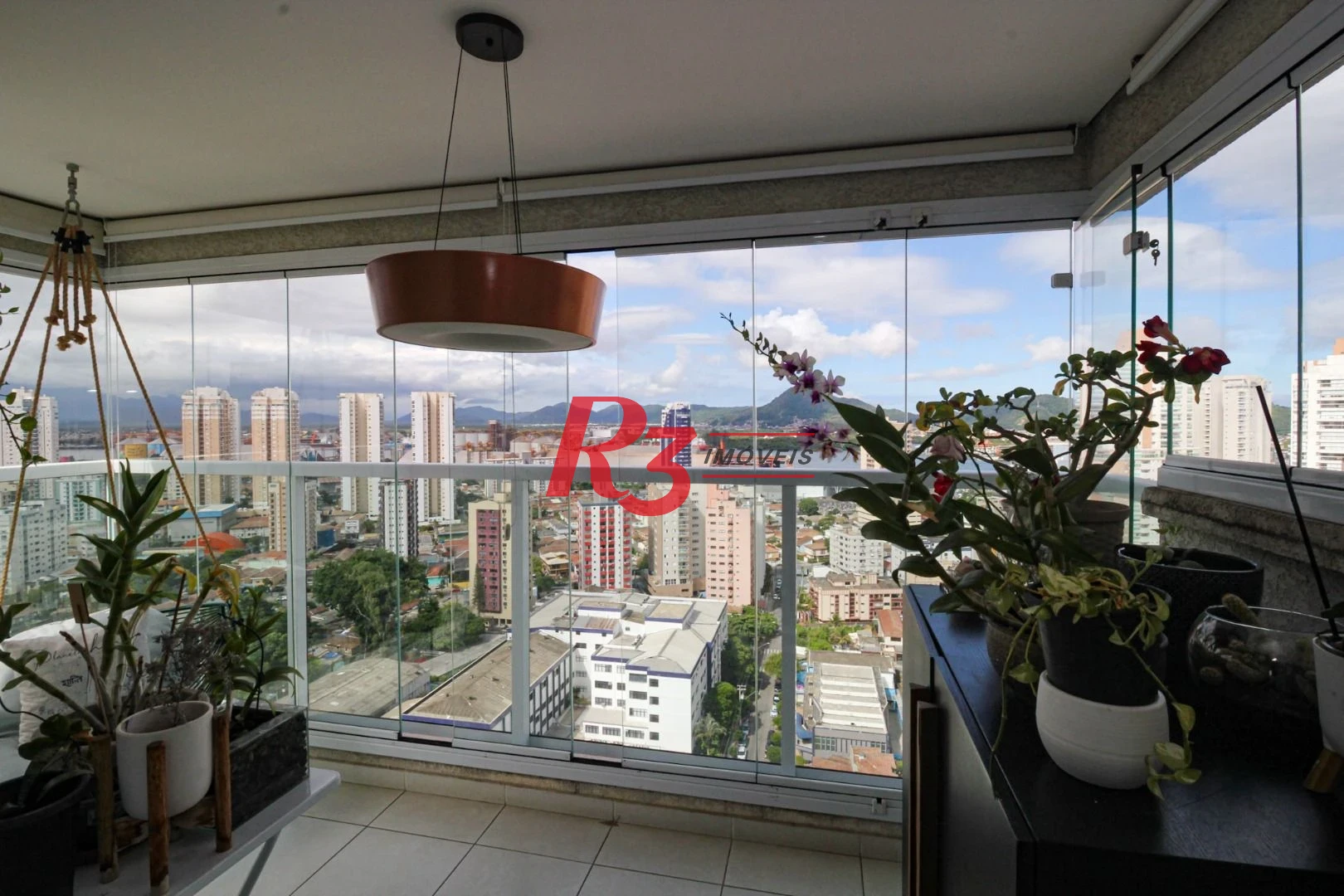 Apartamento com 2 dormitórios à venda, 77 m² por R$ 1.240.000,00 - Ponta da Praia - Santos/SP