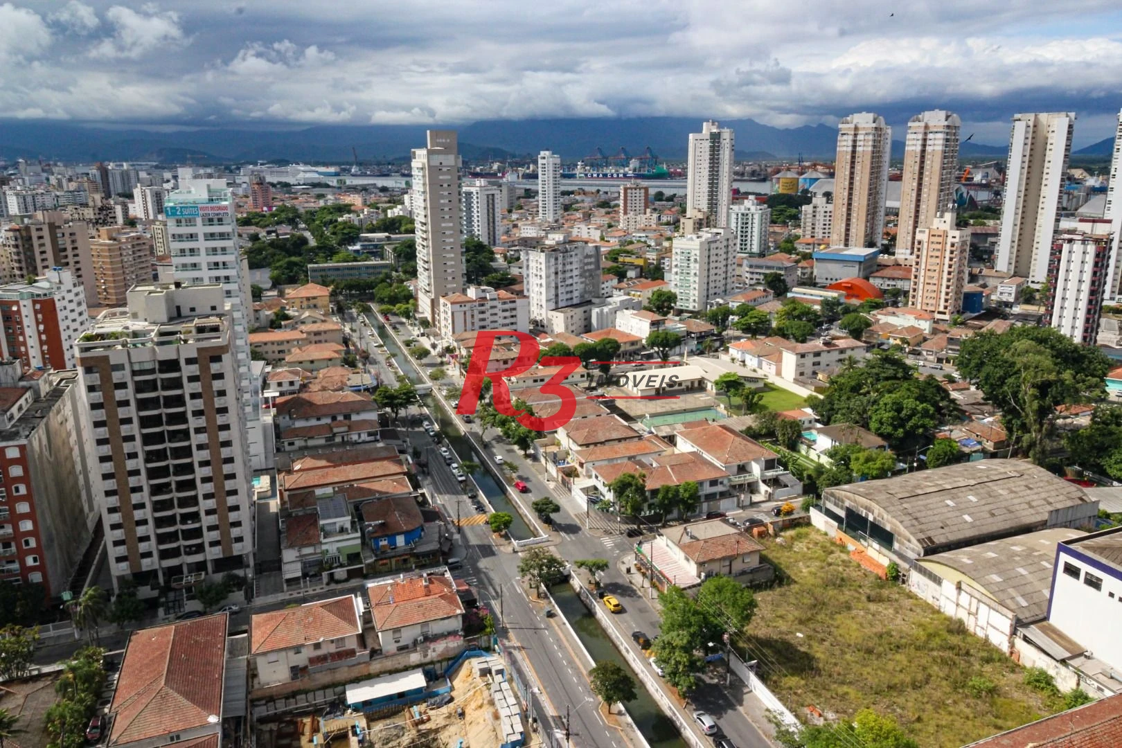 Apartamento com 2 dormitórios à venda, 77 m² por R$ 1.240.000,00 - Ponta da Praia - Santos/SP