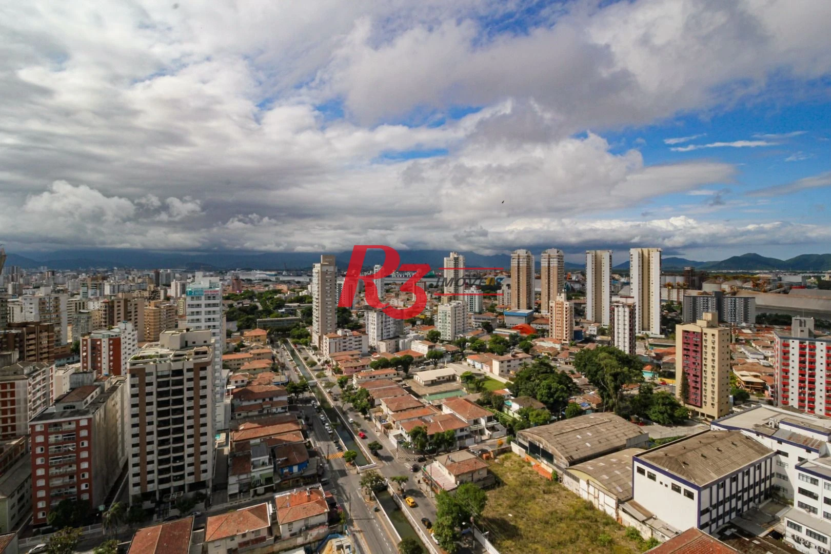 Apartamento com 2 dormitórios à venda, 77 m² por R$ 1.240.000,00 - Ponta da Praia - Santos/SP